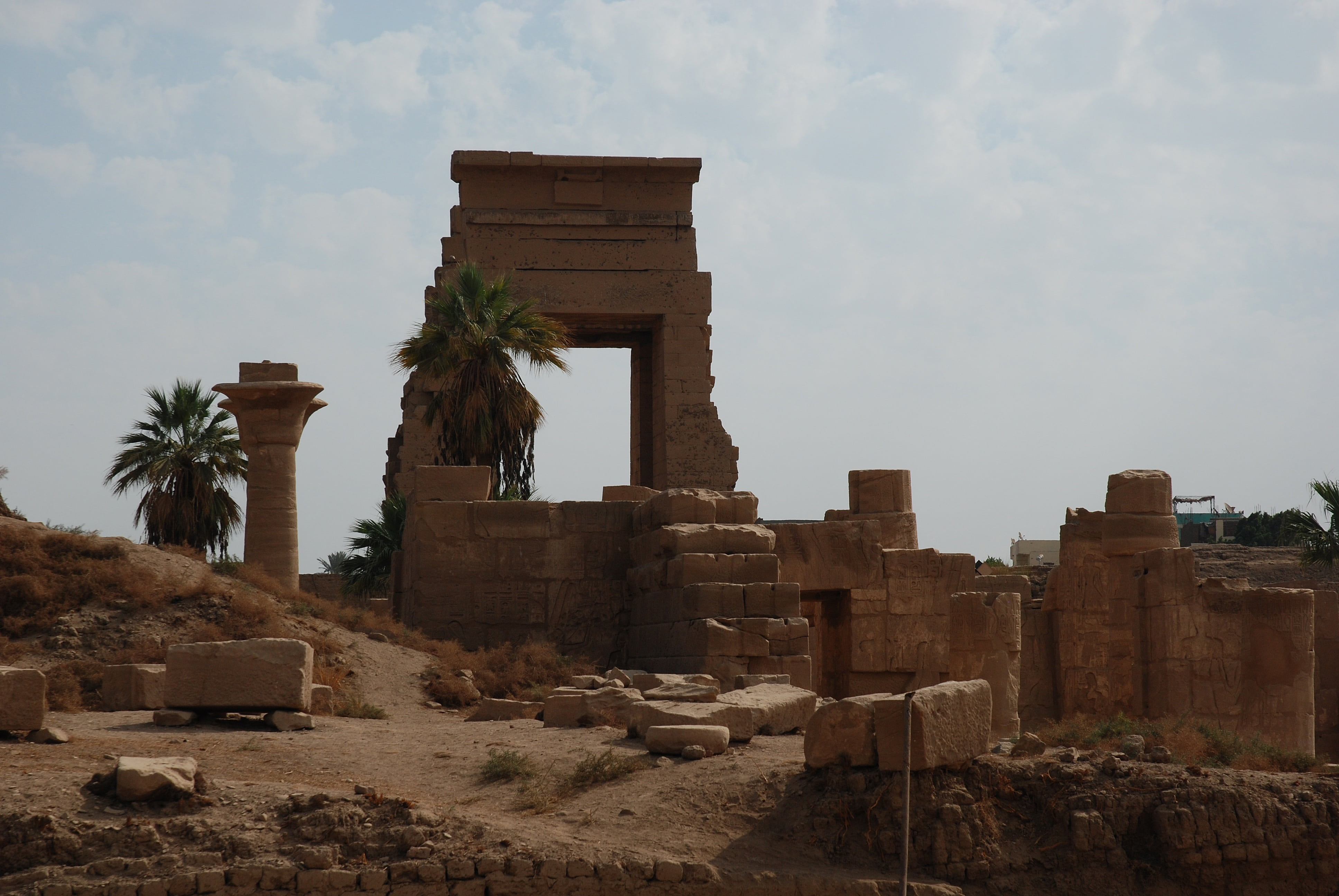 built structure, sky, history, travel destinations, luxor, historical, archaeology, famous Place, deterioration, archeology, summer, karnak, bad condition, HD Wallpaper