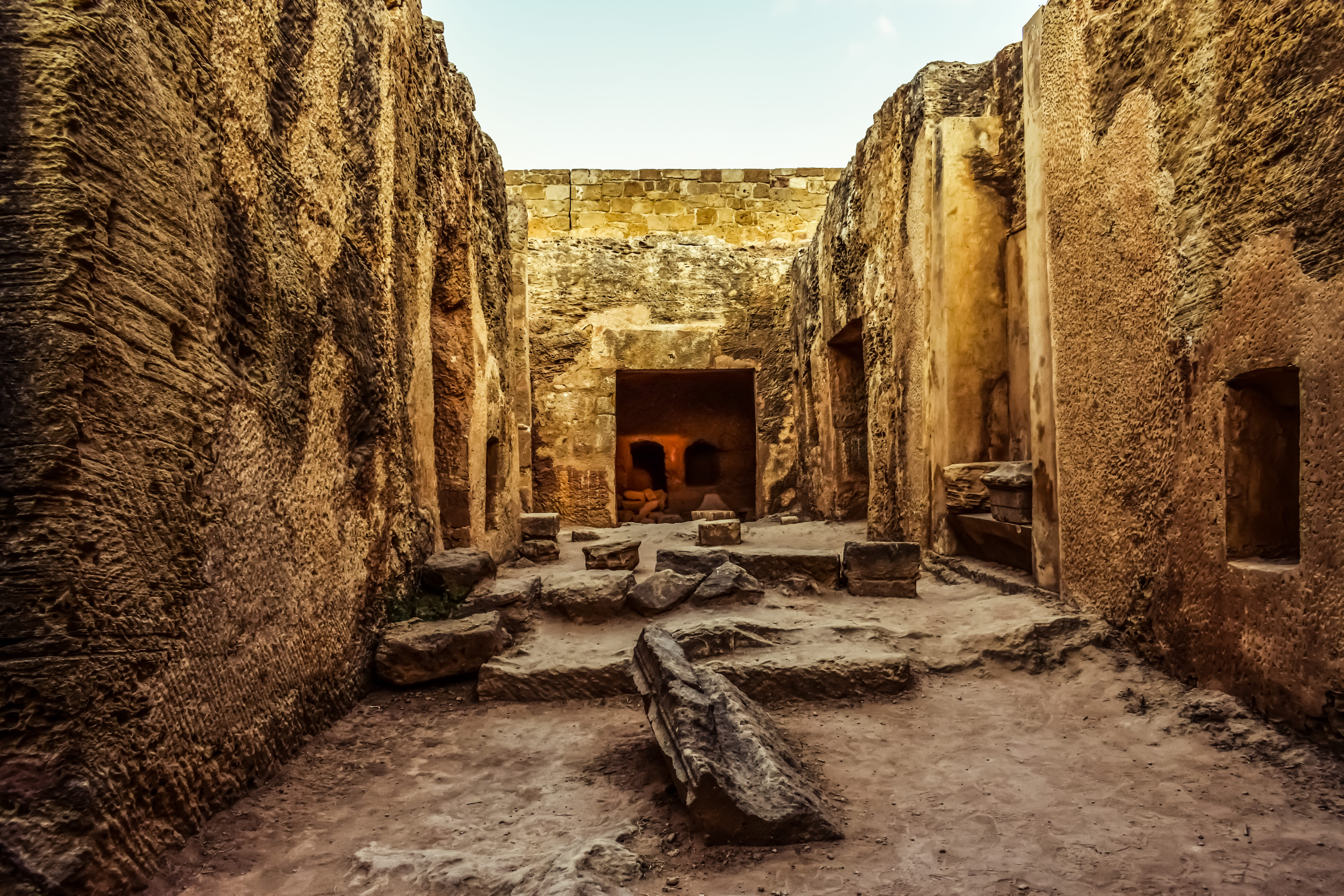 the past, travel destinations, deterioration, building, stone wall, weathered, tombs of the kings, house, sky, architecture, outdoors, nature, stone, concrete, HD Wallpaper