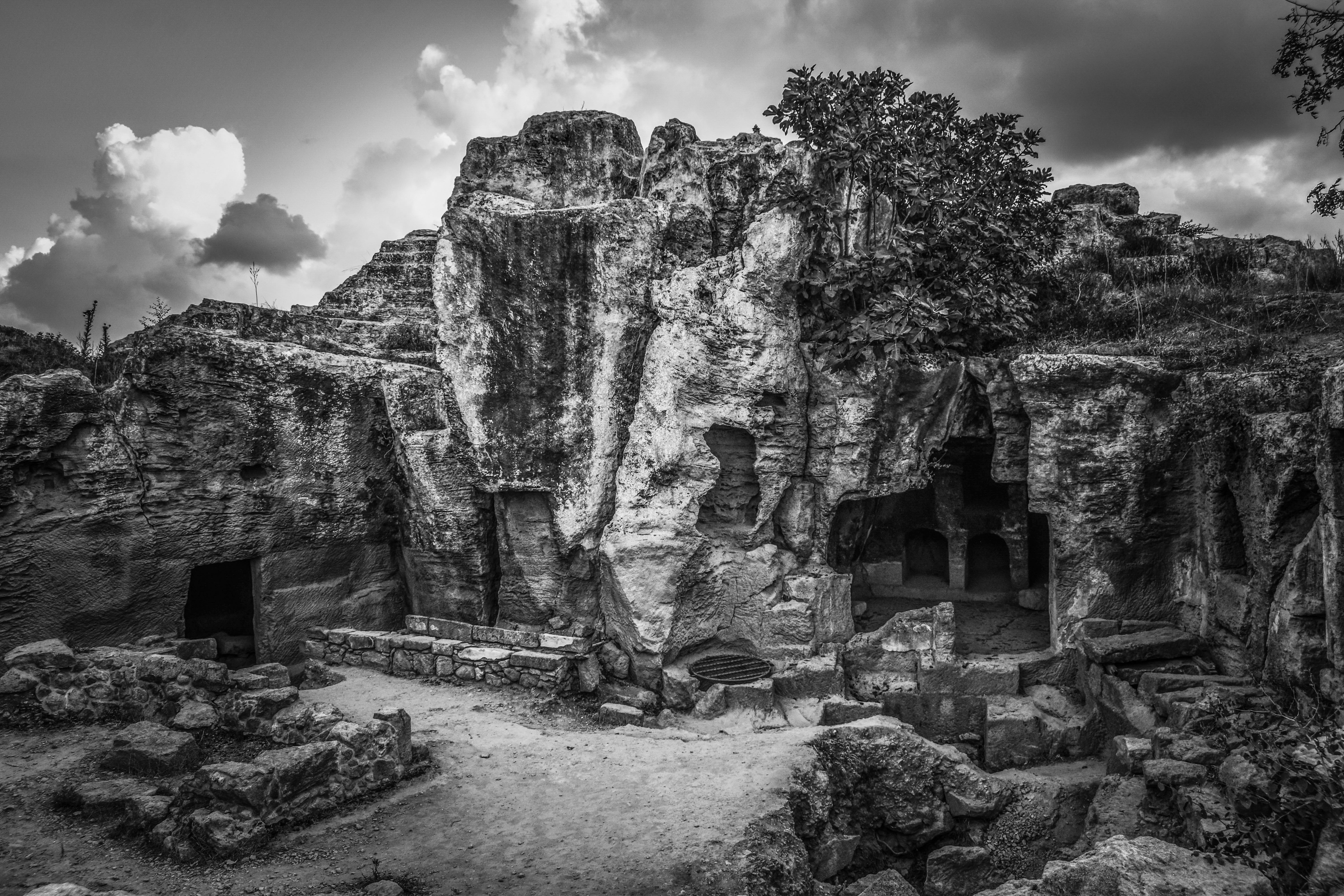 nature, tree, no people, unesco heritage site, archaeological, rock, archaeology, day, black and white, rock - object, 5K, old, the past, solid, tombs of the kings, HD Wallpaper
