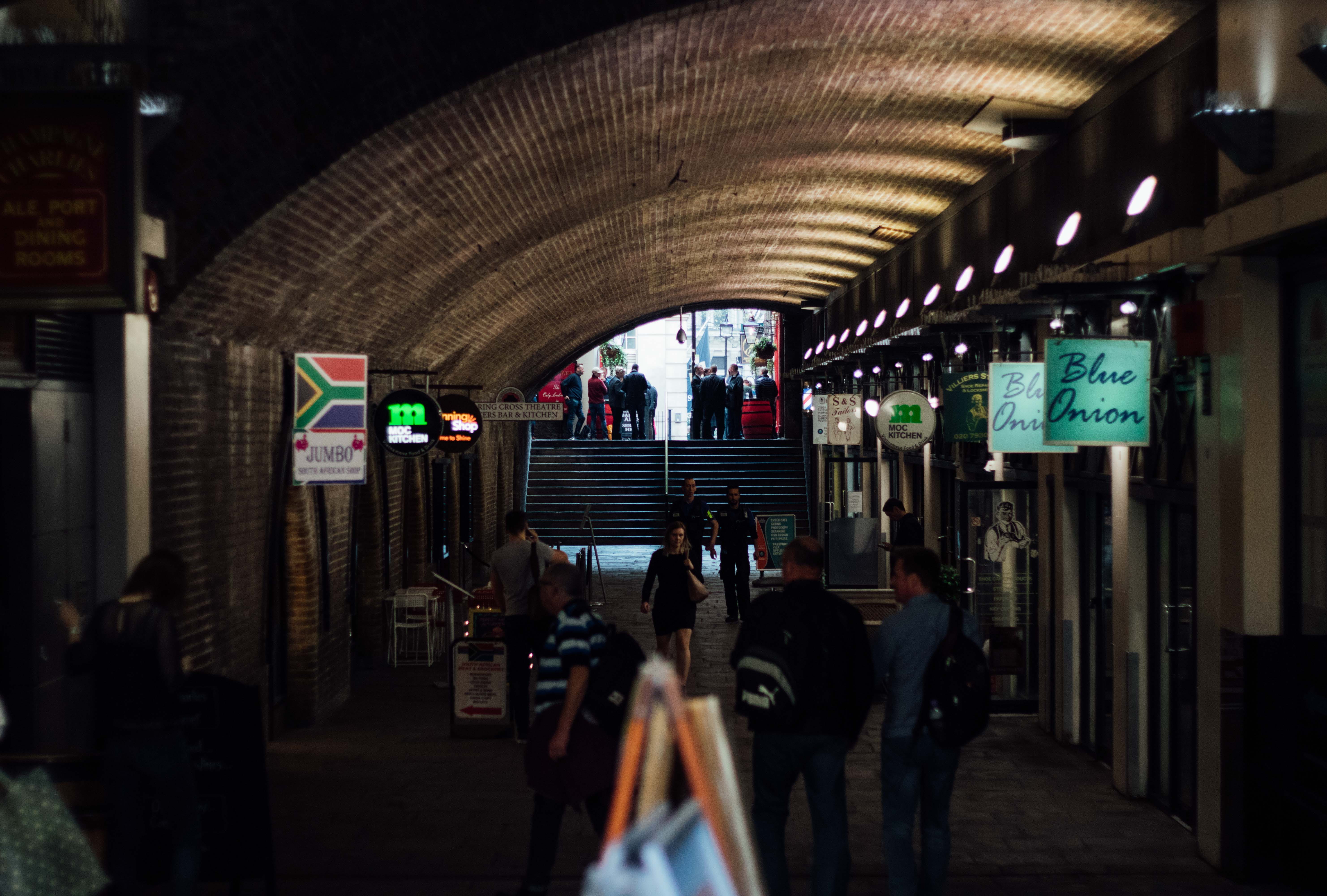 ceiling, architectural column, transportation, viaduct, villiers street, people, walking, london, arch, men, embankment, architecture, indoors, city, crowd, HD Wallpaper