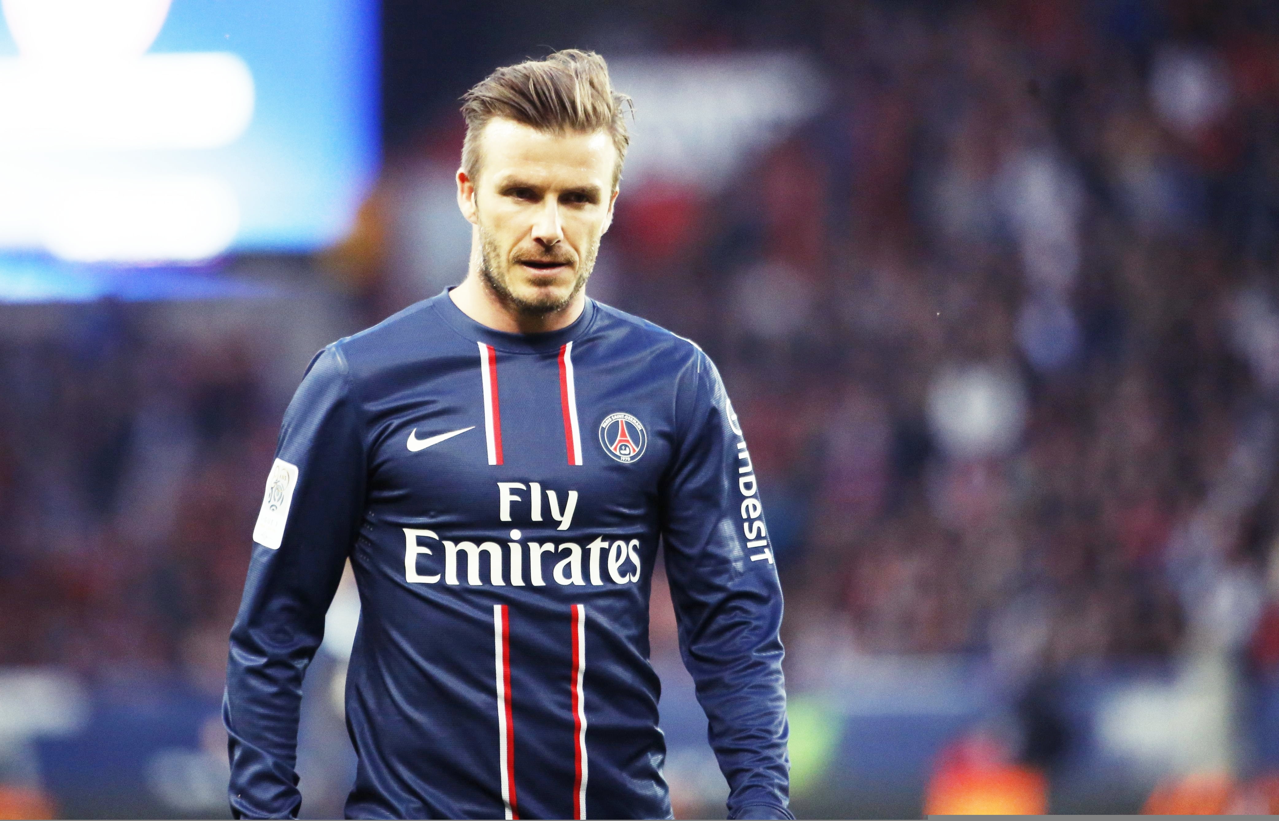 playing, people, fly, outdoors, professional Sport, nike, focus on foreground, blue, young men, clothing, portrait, sports Clothing, PSG, jersey, occupation, HD Wallpaper