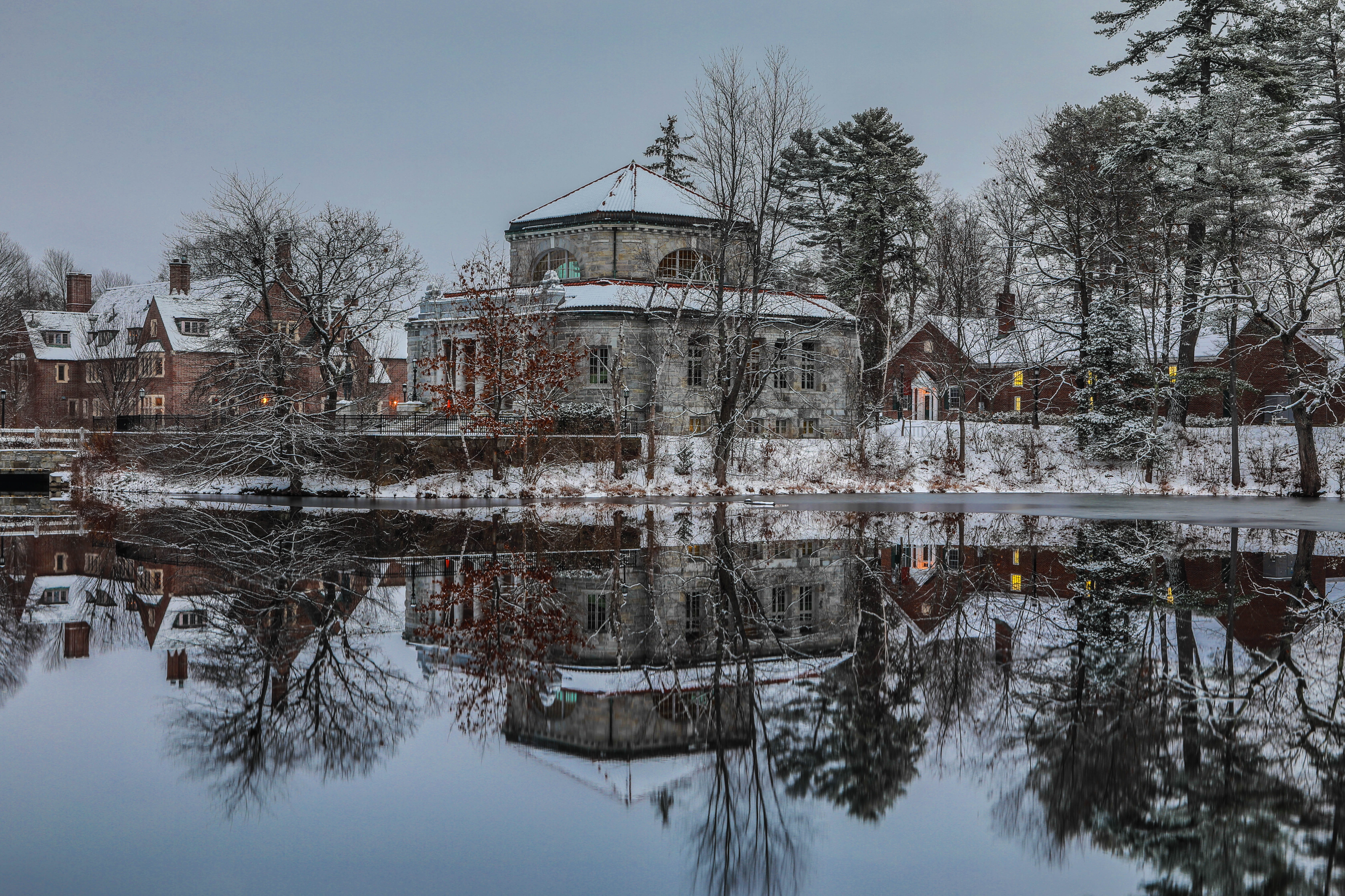 building exterior, no people, granite, pond, united states, day, architecture, 5K, st. pauls school, library, outdoors, nh, lake, tree, new hampshire, HD Wallpaper