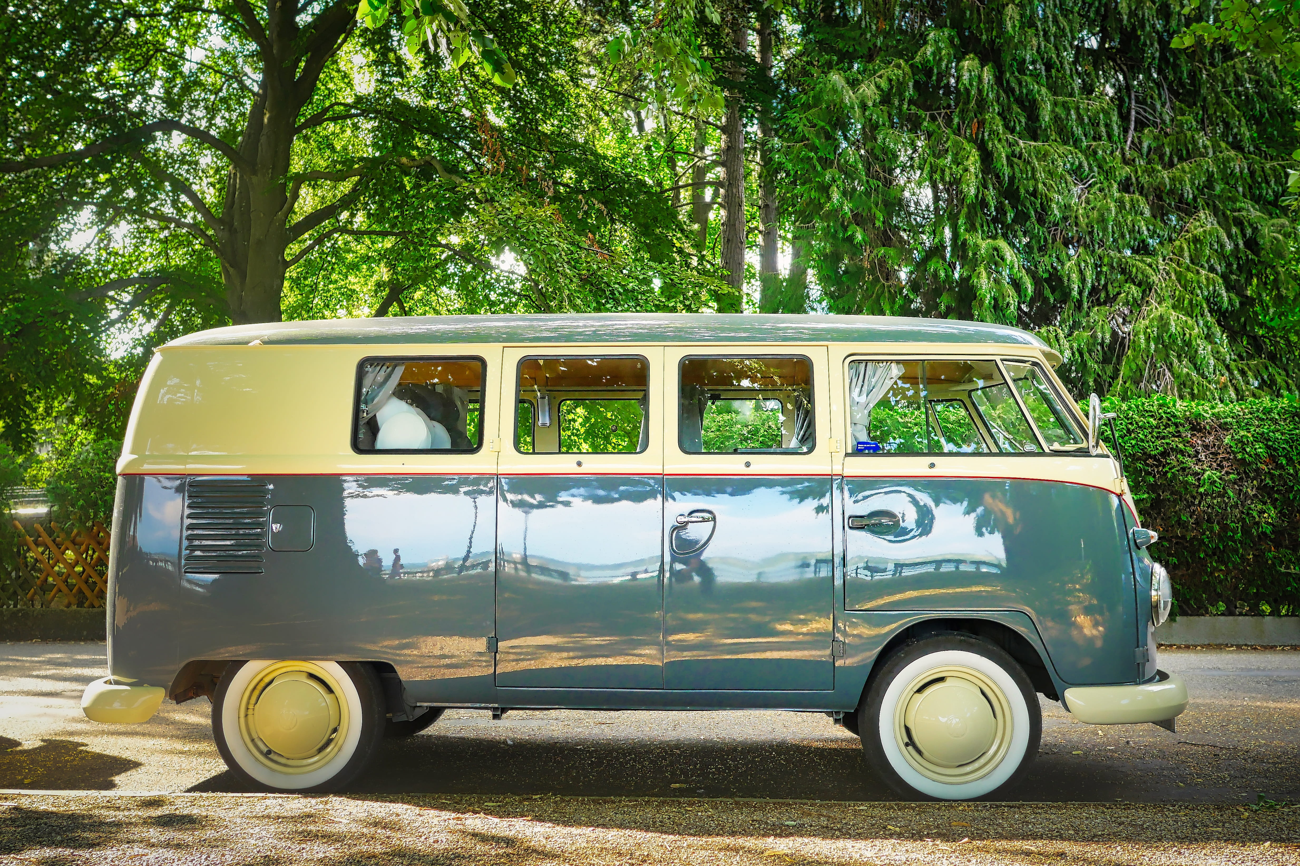 auto, old, past, travel, fun, day, car, no people, city, vw, nature, land vehicle, nostalgic, green color, hippie, bus, tree, historically, stationary, HD Wallpaper