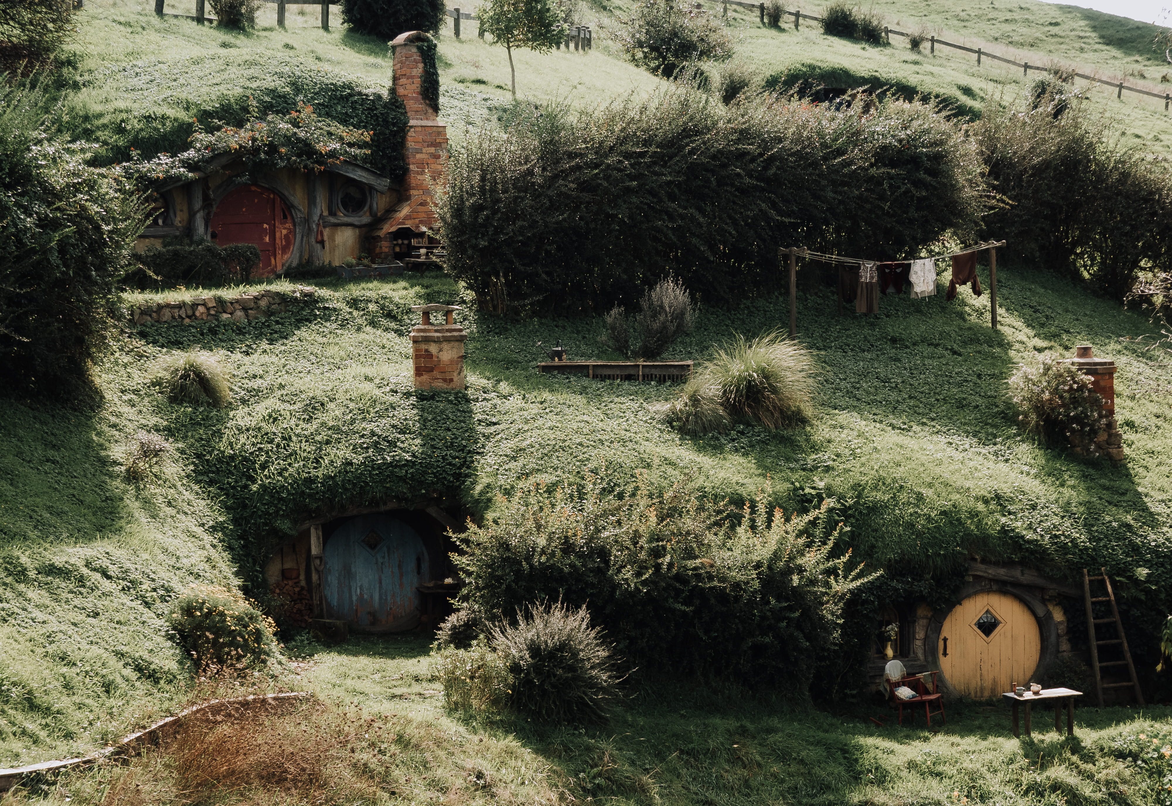 summer, old, architecture, outdoors, cabin, field, rustic, design, garden, 4K, daylight, green, house, landscape, building, water, family, nature, farm, HD Wallpaper