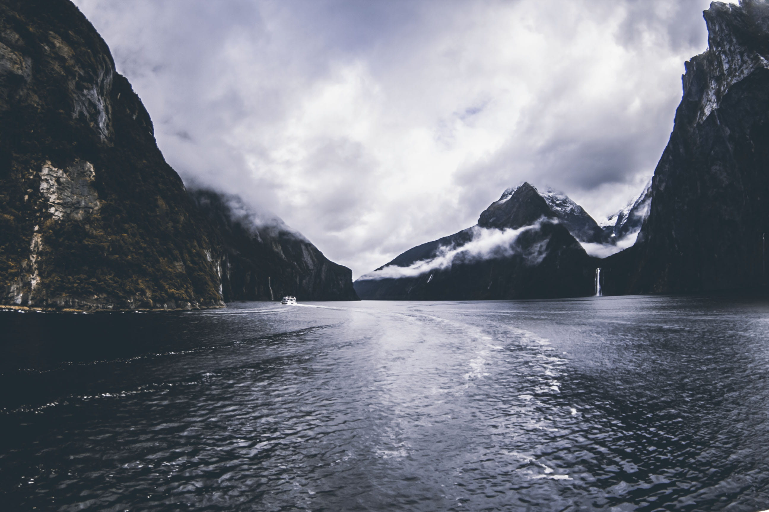 day, travel, reflection, cloudy, tranquil scene, travelers, waves, river, ocean, mountain range, ice, tranquility, fjord, photography, beautiful, nature, HD Wallpaper
