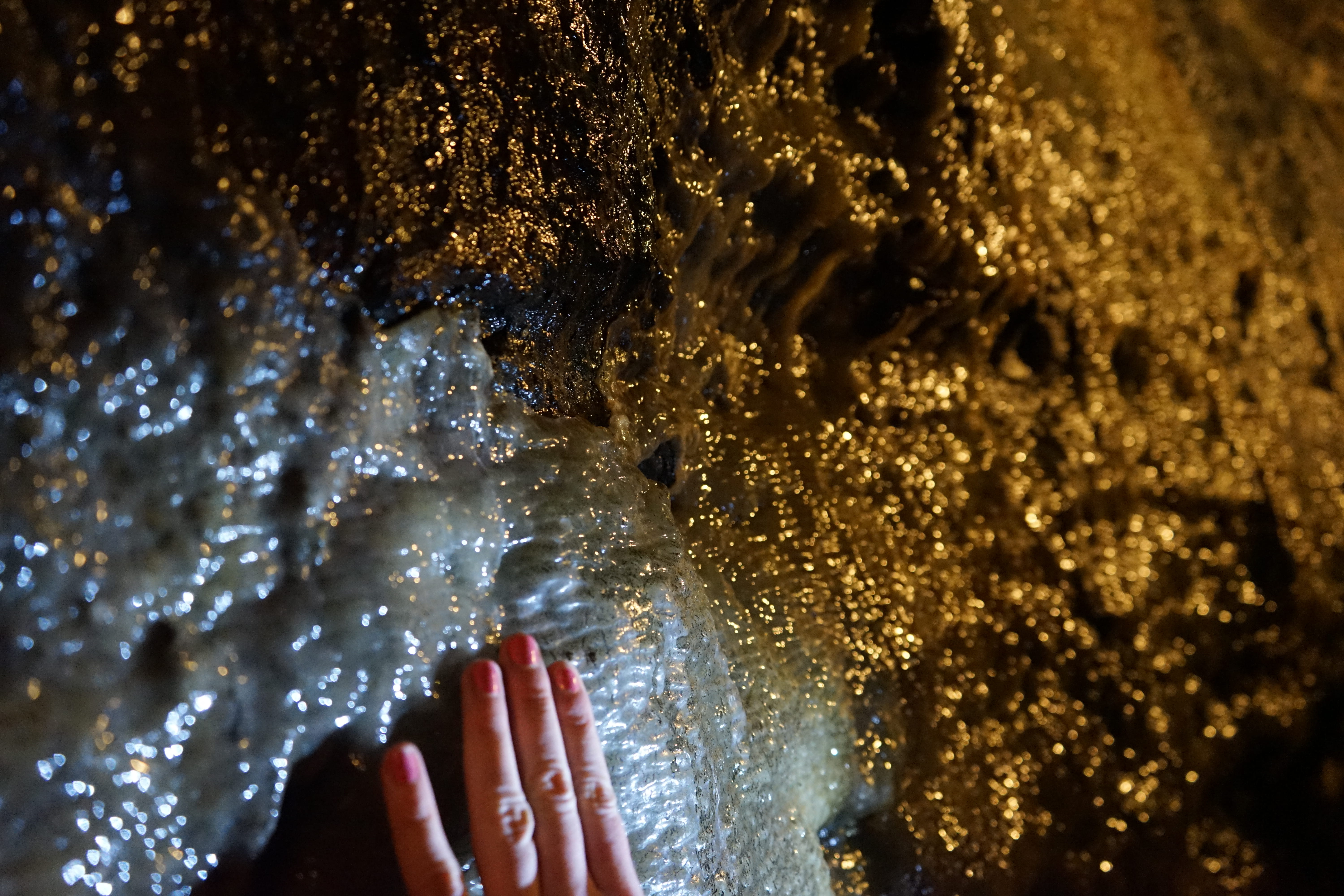 sediment, hand, underground, light, women, united kingdom, unrecognizable person, human body part, lifestyles, travel, real people, exploring, nature, rock, HD Wallpaper