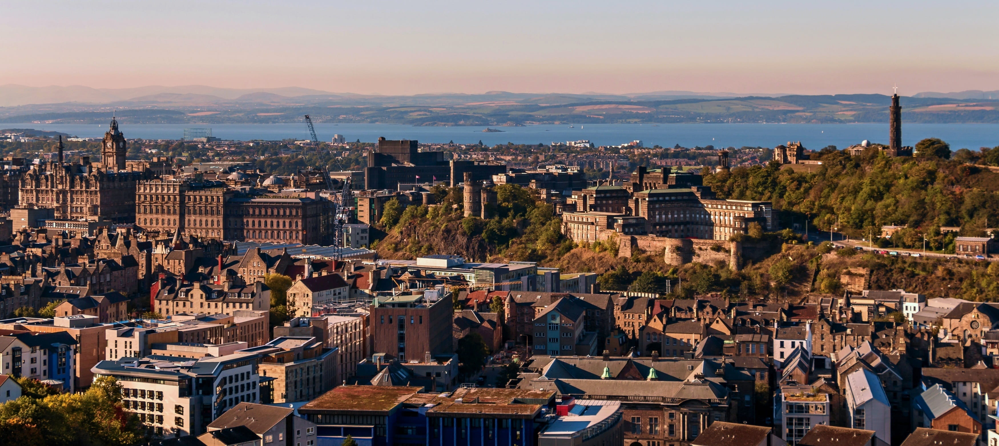 architecture, horizon, aerial, firth of forth, photography, building, city life, built structure, cityscape, houses, building exterior, panorama, sky, edinburgh, HD Wallpaper
