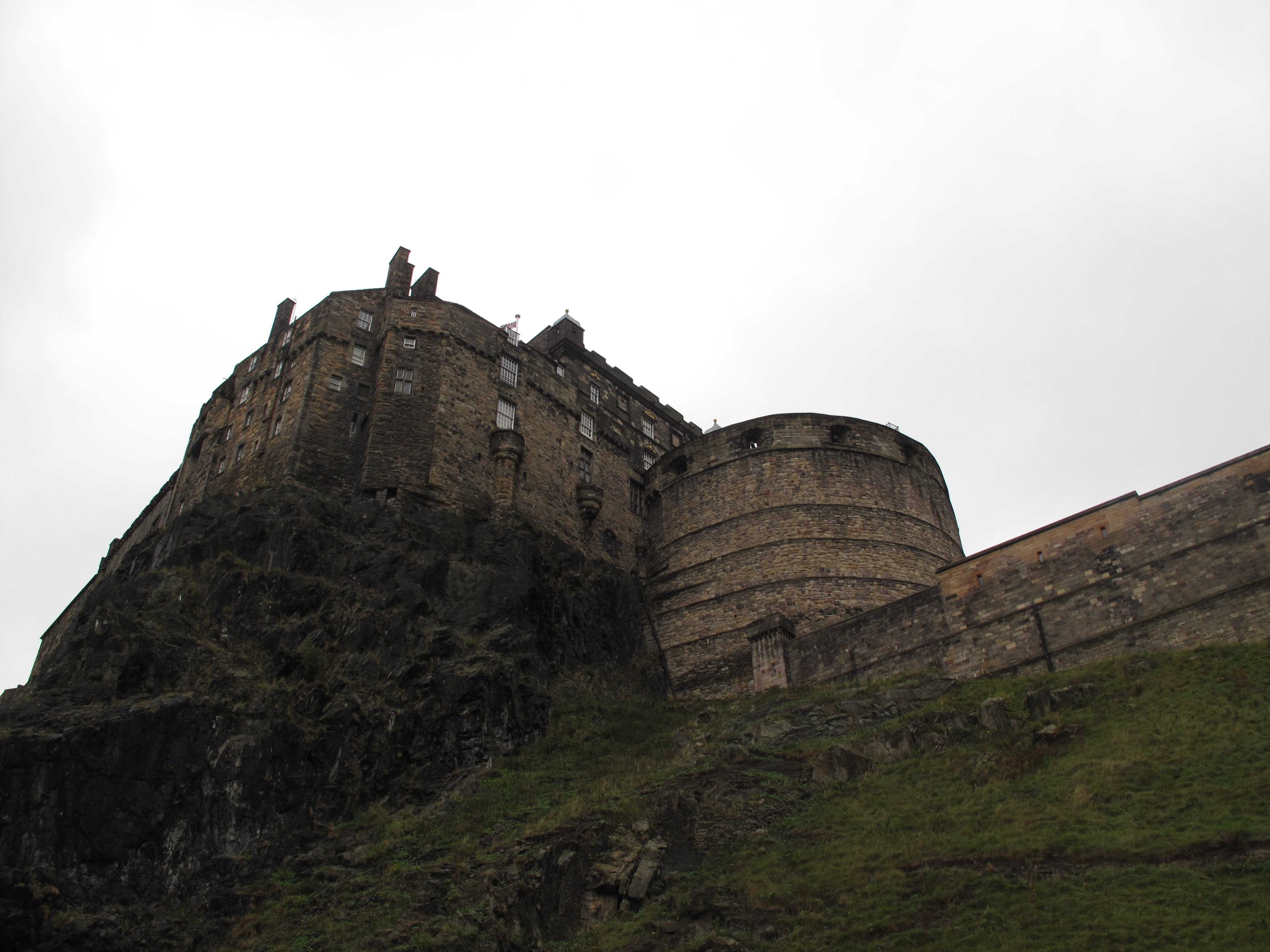 4K, copy space, old, tourism, Stirling Castle, travel, Edinburgh Castle, low angle view, scotland, castle, no people, ancient, nature, sky, building exterior, HD Wallpaper