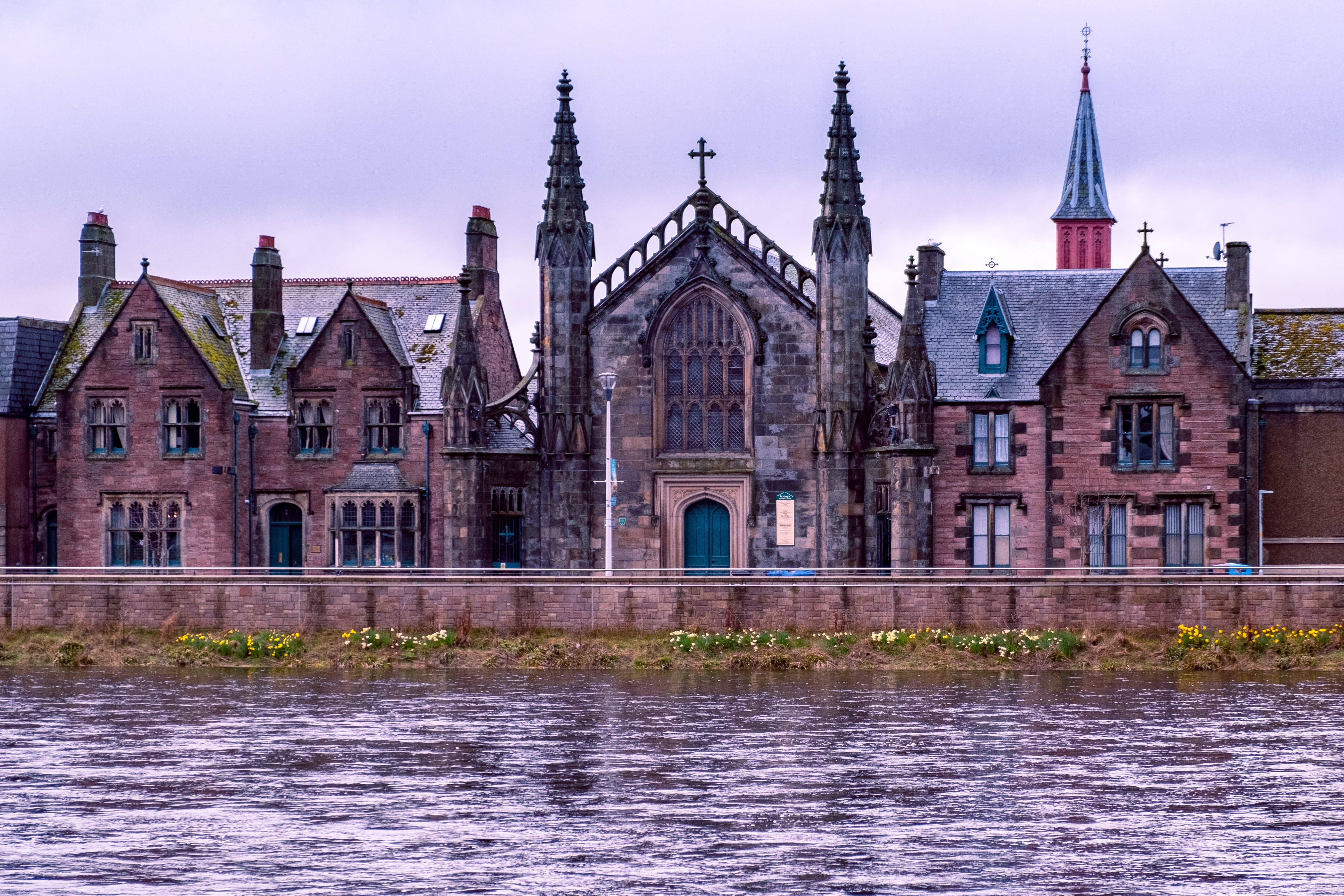 water, inverness, travel destinations, spirituality, historic, spire, built structure, religion, building exterior, belief, scottish, uk, highlands, place of worship, HD Wallpaper