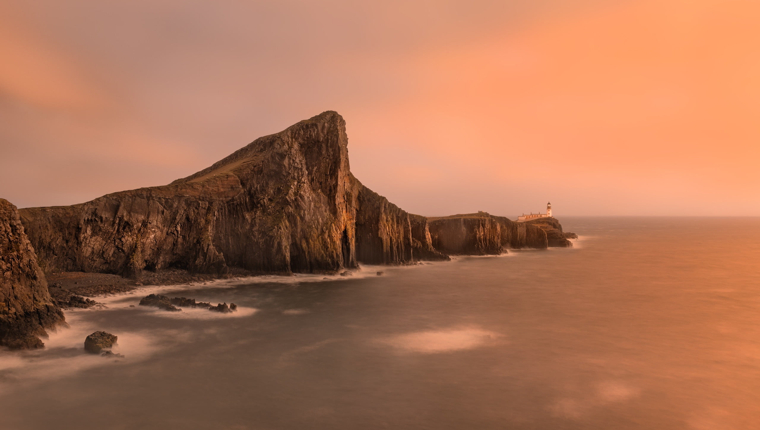 Scotland, 2K, Neist Point Lighthouse, Isle of Skye, HD Wallpaper