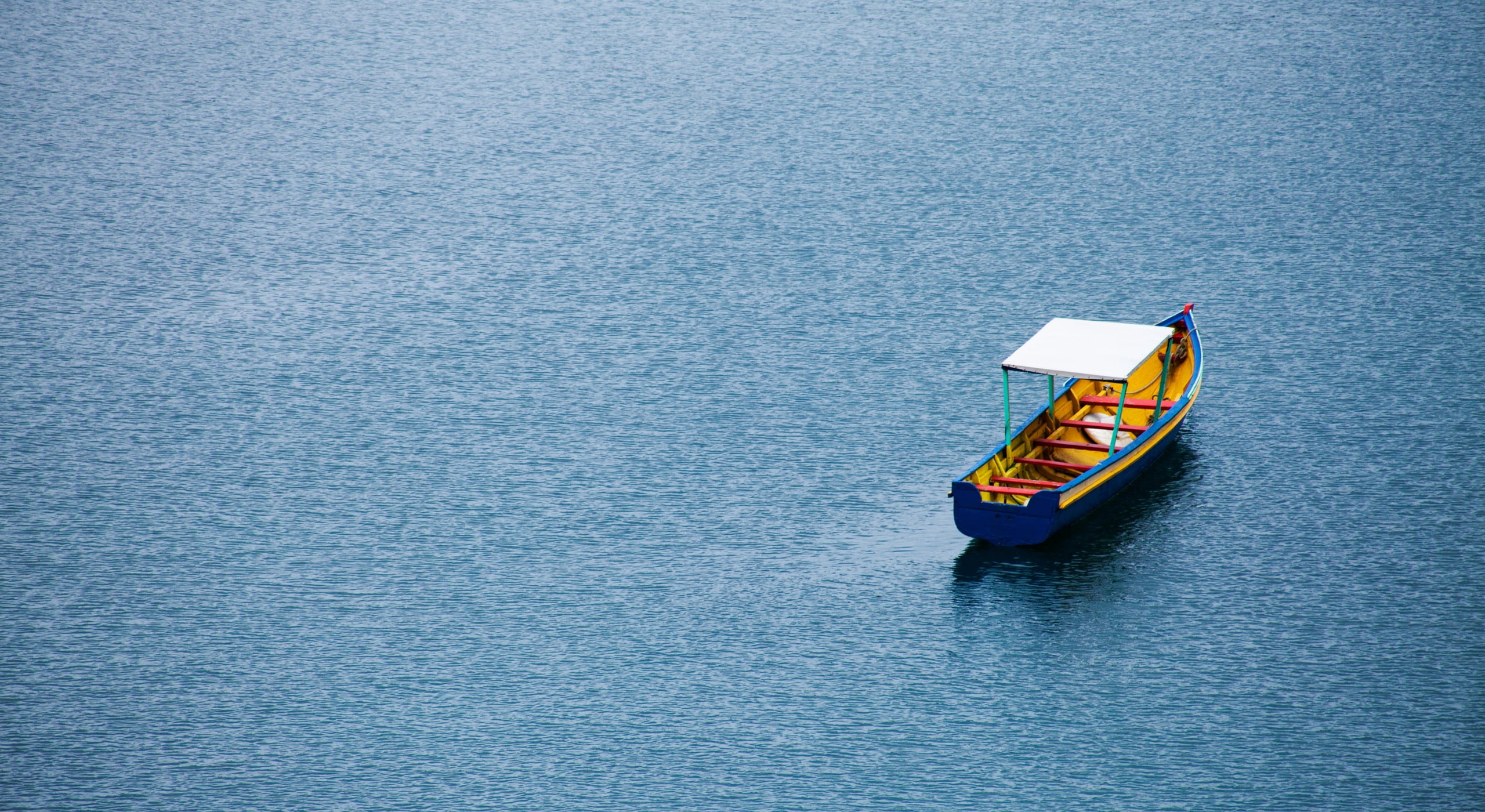 water, ocean, sea, surface, lonely, boat, blue, 2K, water surface, HD Wallpaper