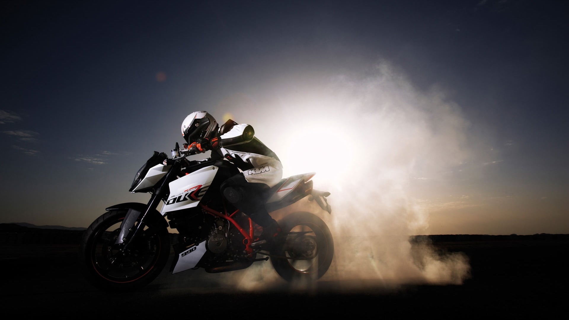 motorcycling, superbike, driving, helmet, sky, riding, transportation, 1080P, ktm 990 super duke r, extreme sport, outdoors, mode of transportation, superbike racing, HD Wallpaper