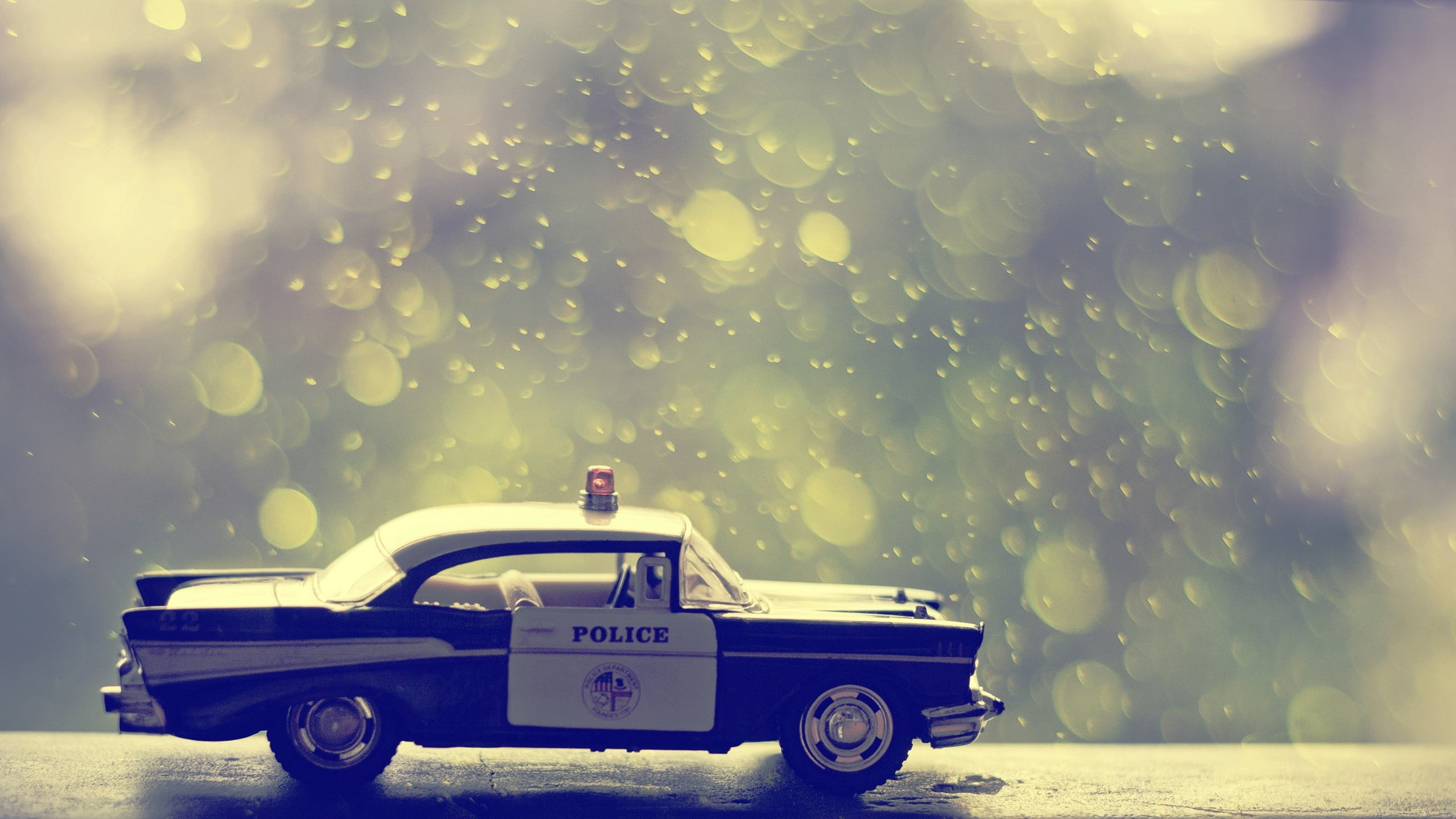 winter, no People, black, car, water, motor vehicle, day, nature, defocused, motion, cast, model, retro Styled, toy car, plant, die, taxi, backgrounds, HD Wallpaper