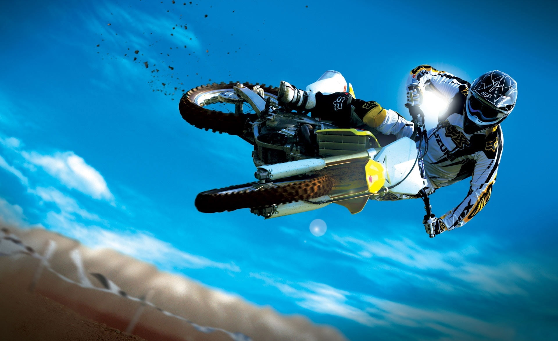 white, bike, Motocross, aquatic sport, adventure, skydiving, sport, outdoors, water, lifestyles, sea, undersea, one person, nature, exploration, scuba diving, HD Wallpaper