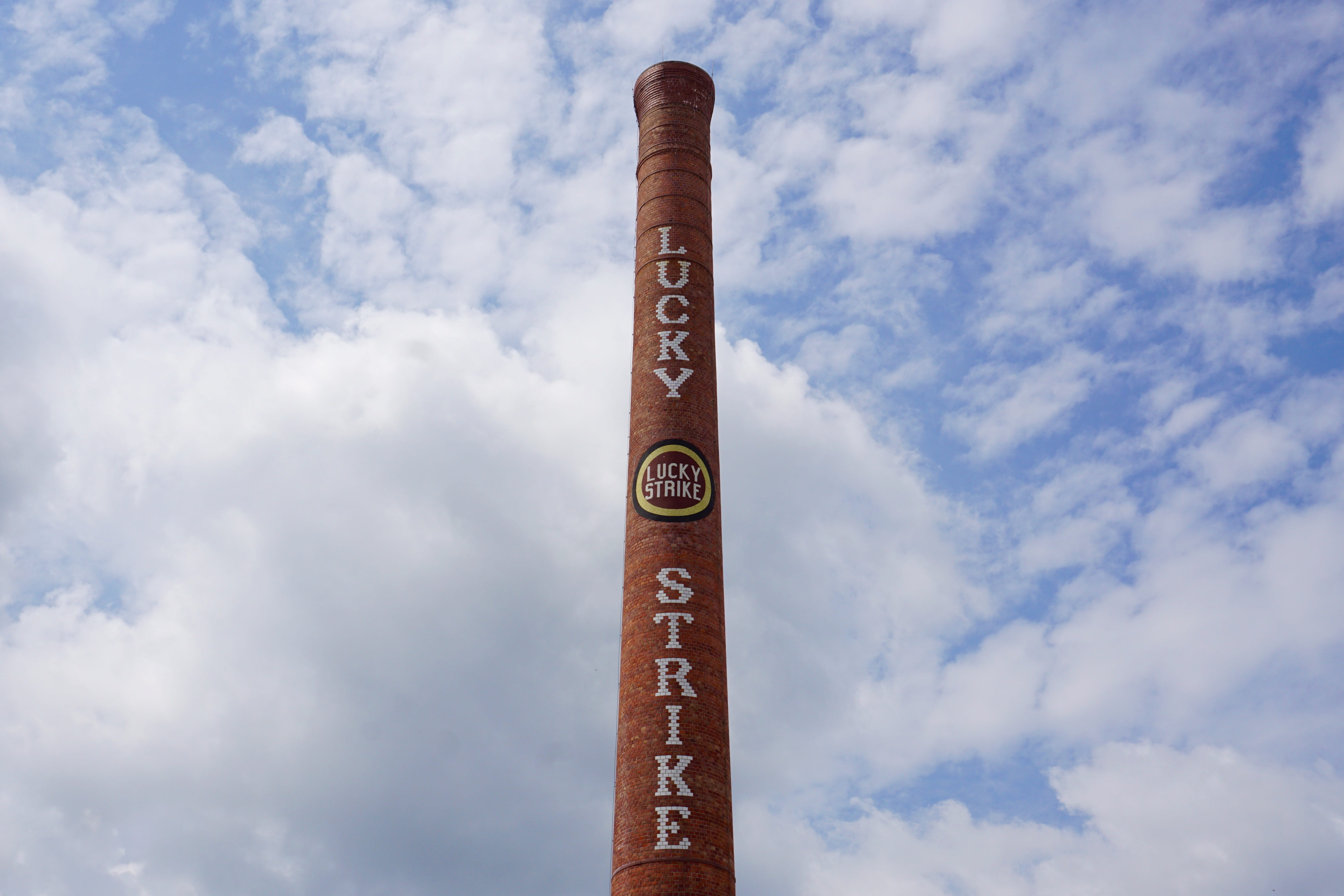 text, north carolina, cloud - sky, low angle view, number, pattern, wood - material, american tobacco campus, blue sky, pole, old, clouds, united states, HD Wallpaper