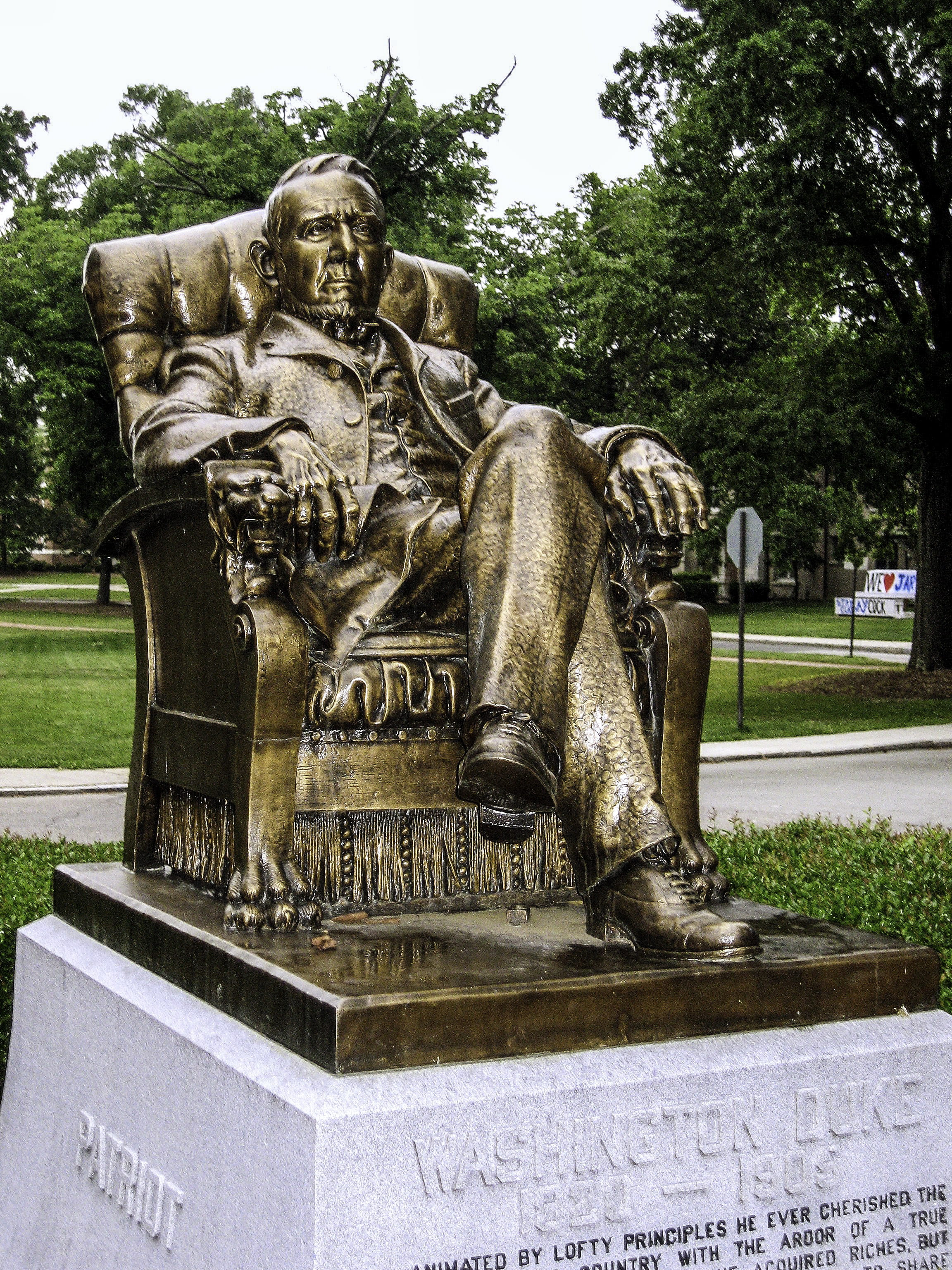 park, male likeness, history, creativity, sculpture, plant, 2K, nature, Statue, Duke University, Washington Duke, no people, monument, day, duke, park - man made space, Phone HD Wallpaper