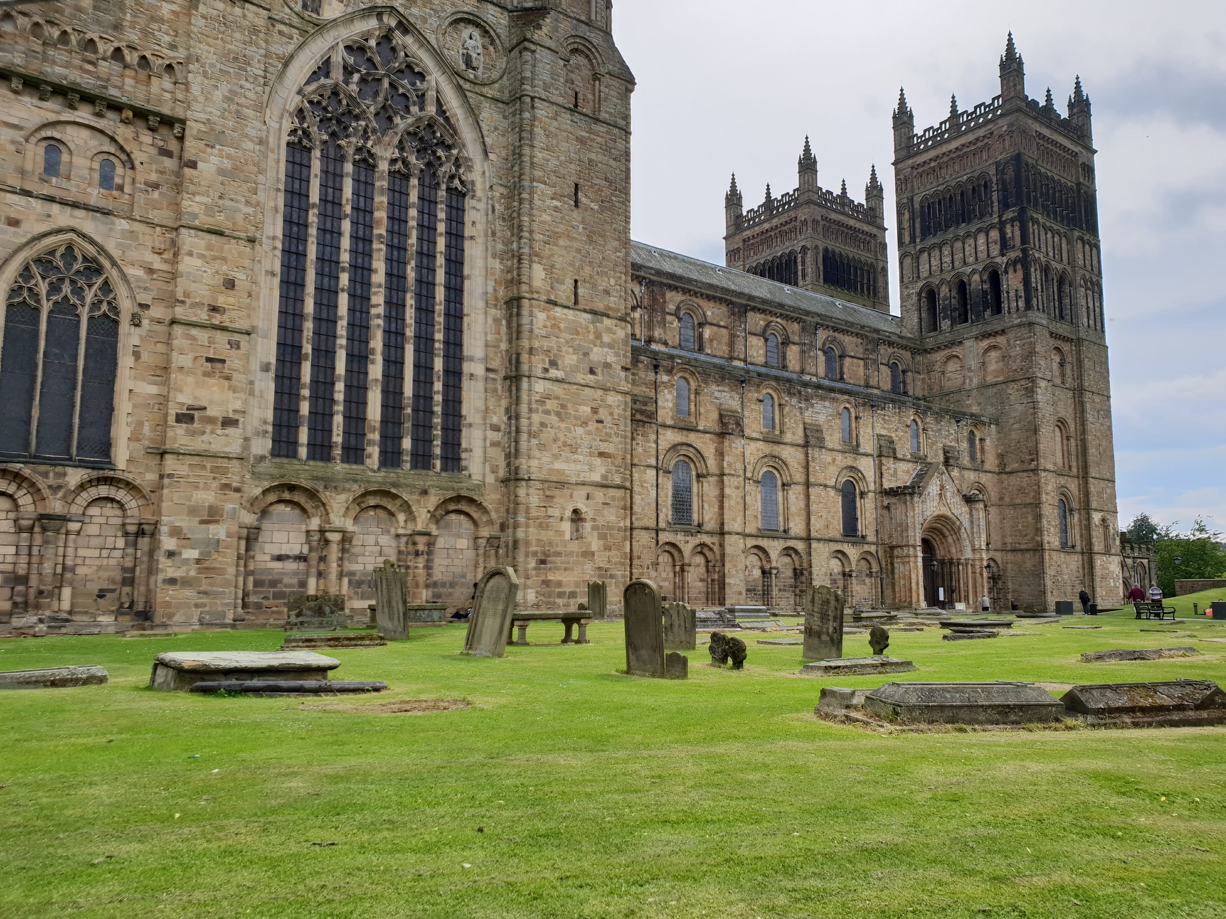 day, tourism, castle, gothic style, plant, england, spirituality, built structure, place of worship, 4K, nature, outdoors, travel destinations, architecture, HD Wallpaper