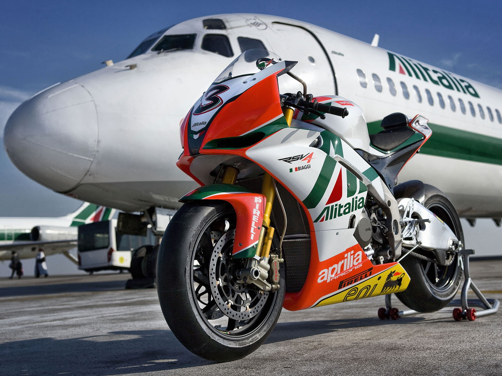aprilia RSV4, 720P, italia, rSV4, aprilia, motorsport, HD Wallpaper