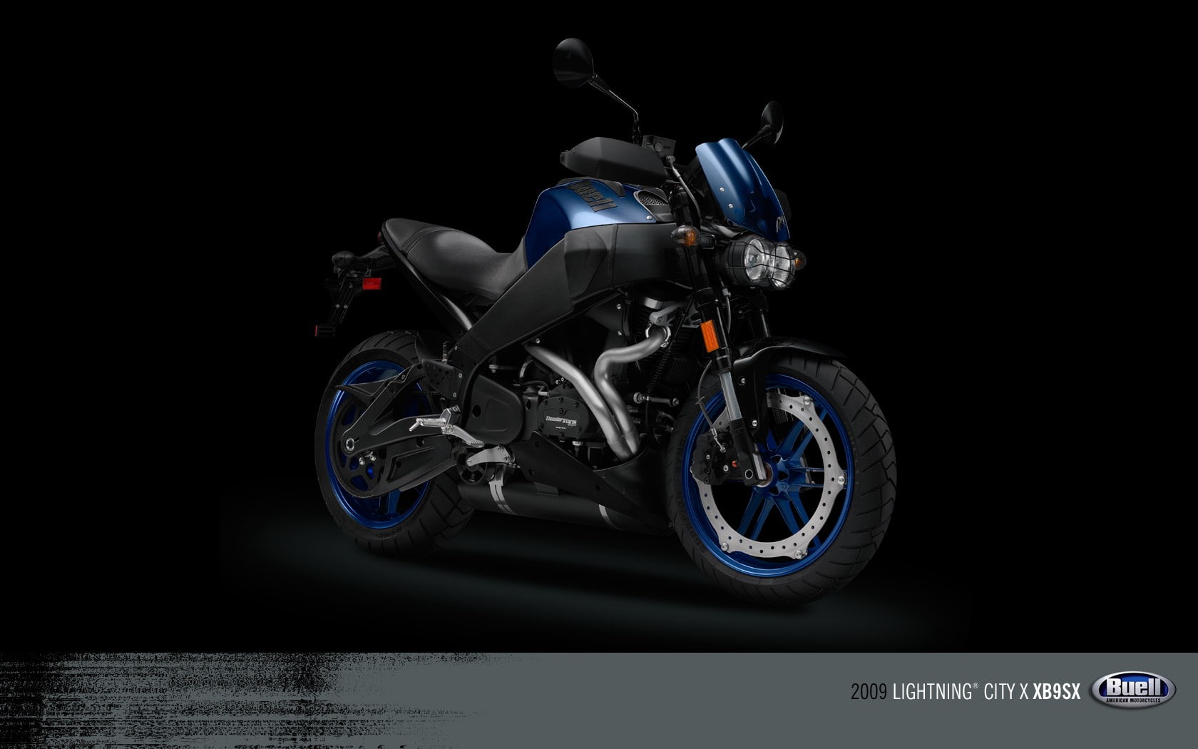 black background, stationary, motorcycle, land vehicle, studio shot, night, indoors, mode of transportation, side view, car, copy space, 720P, motor vehicle, HD Wallpaper
