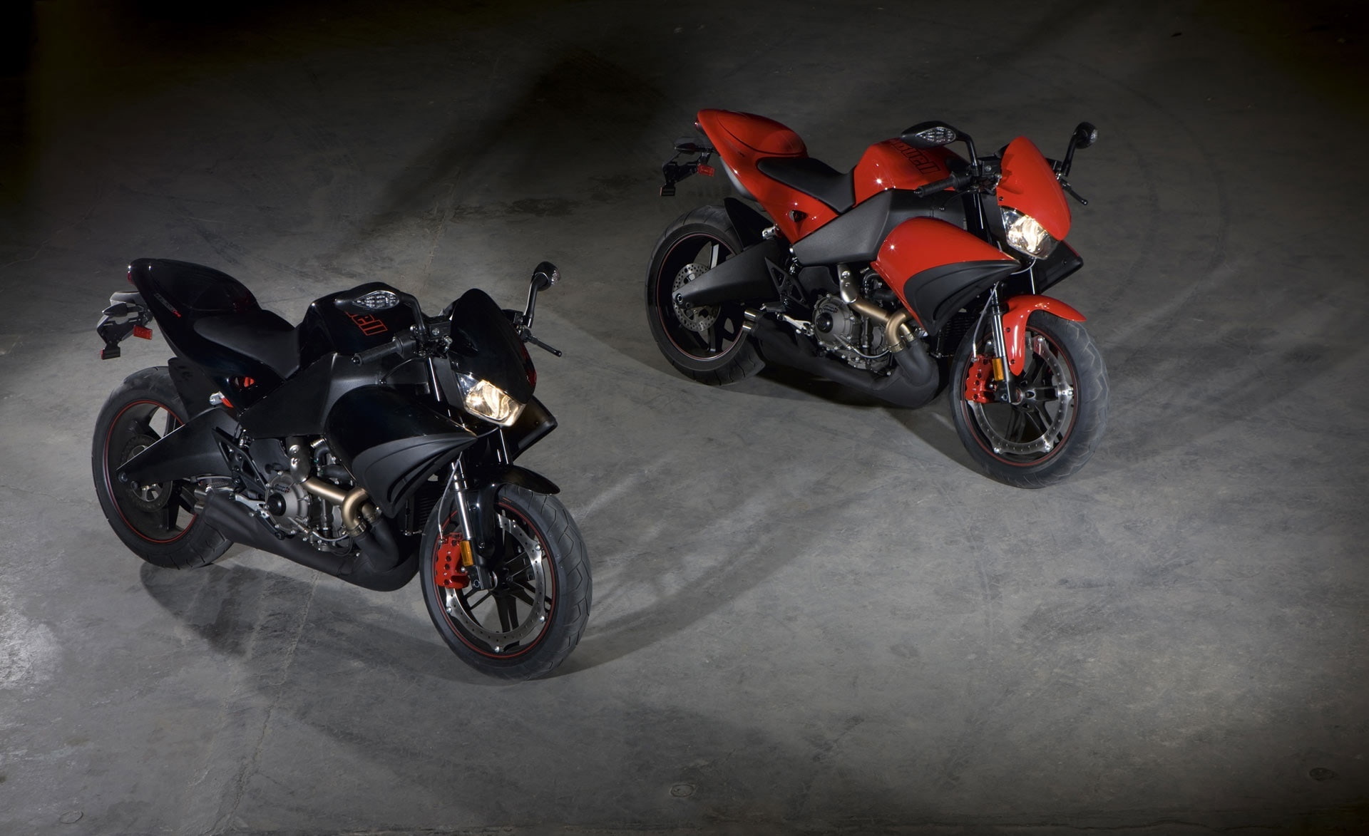 bikes, sports helmet, Motorcycles, black, Buell, riding, road, freedom, headwear, driving, 2009, 1125CR, biker, motorcycle, people, cr, red, sport, crash helmet, HD Wallpaper