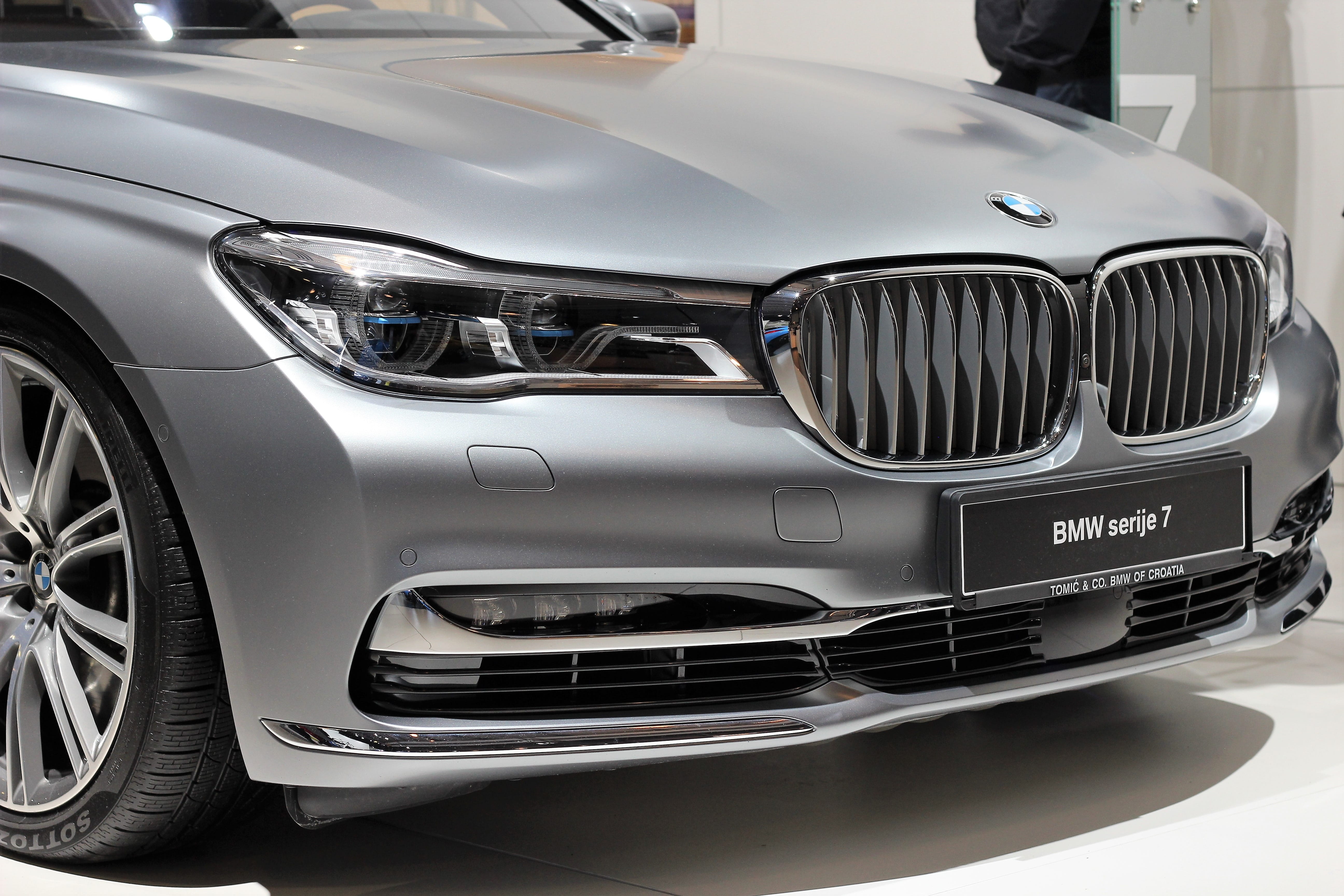 silver colored, power, motor vehicle, land vehicle, bmv serie 7, modern, 5K, clean, car, mode of transportation, vehicle part, metal, chrome, driving, HD Wallpaper