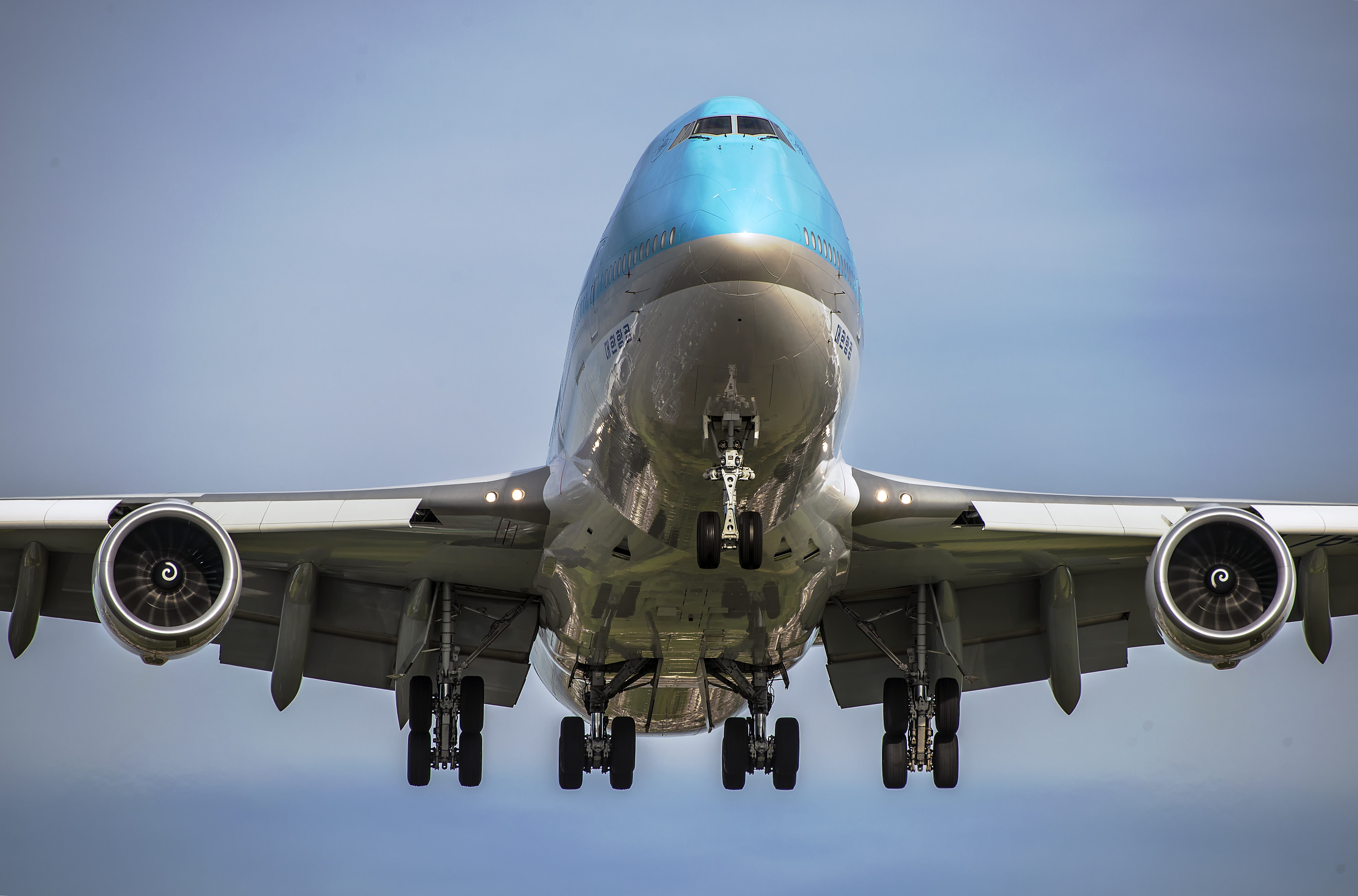 outdoors, plane, aerospace industry, korean, low angle view, mode of transportation, travel, day, air, transportation, airport, traveler, engine, sky, holiday, HD Wallpaper