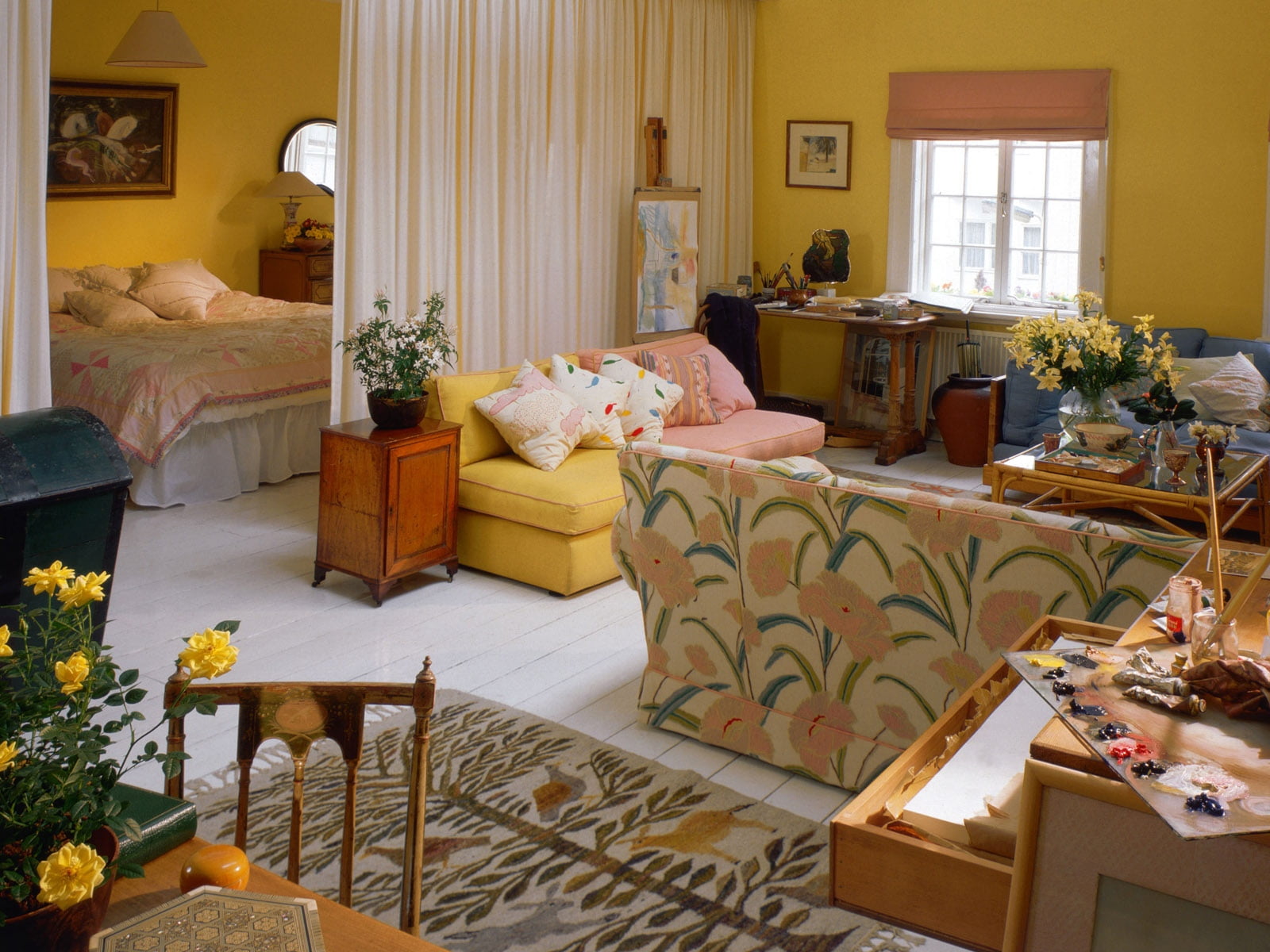 yellow, no People, decor, bedroom, hotel Room, wood - Material, residential District, cozy, design, floral pattern, 720P, residential Building, messy, HD Wallpaper