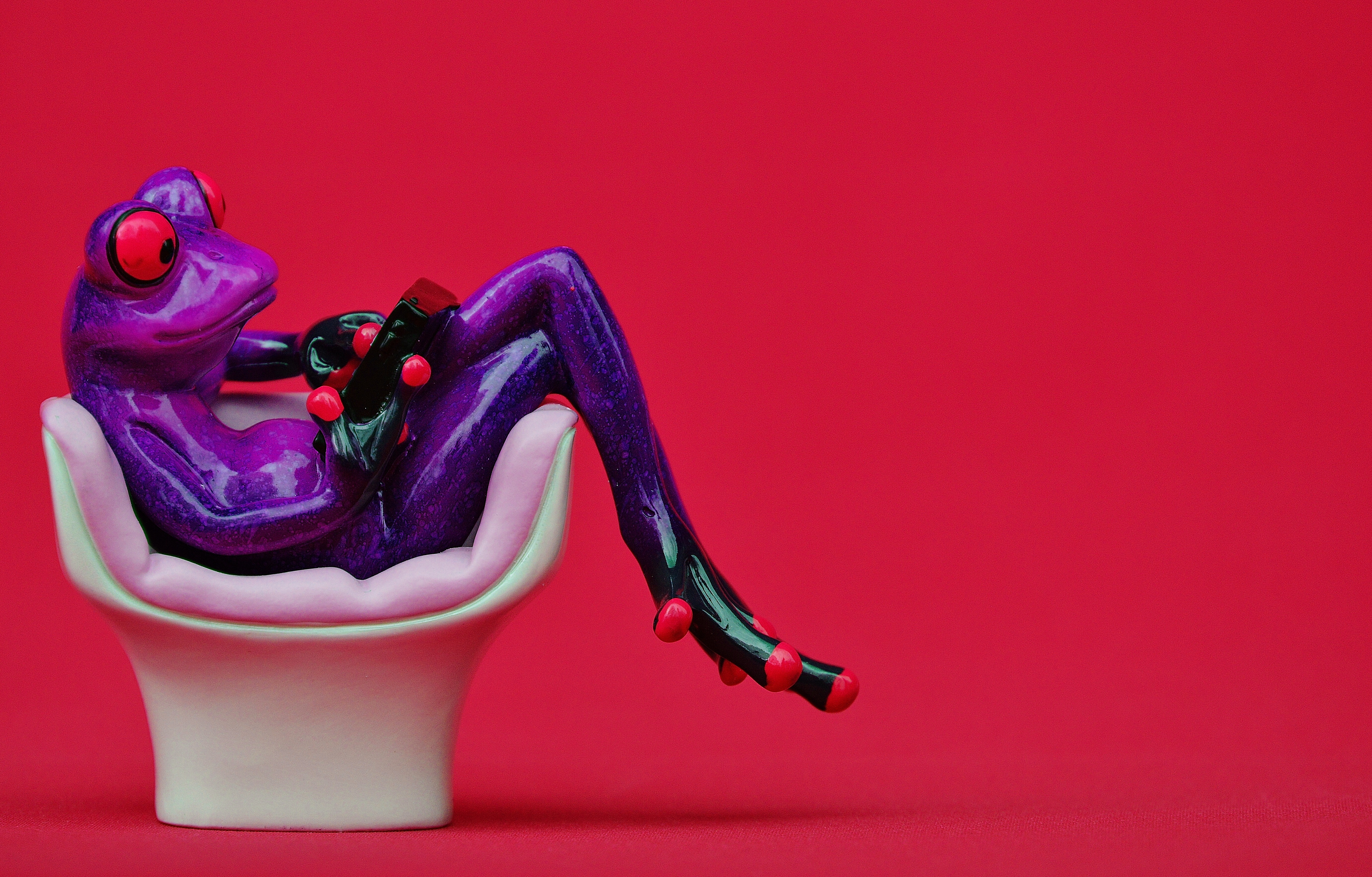 relaxation, 5K, cute, plastic, tablet, no people, close-up, sit, shoe, blue, relax, multi colored, studio shot, rest, coziness, copy space, still life, HD Wallpaper