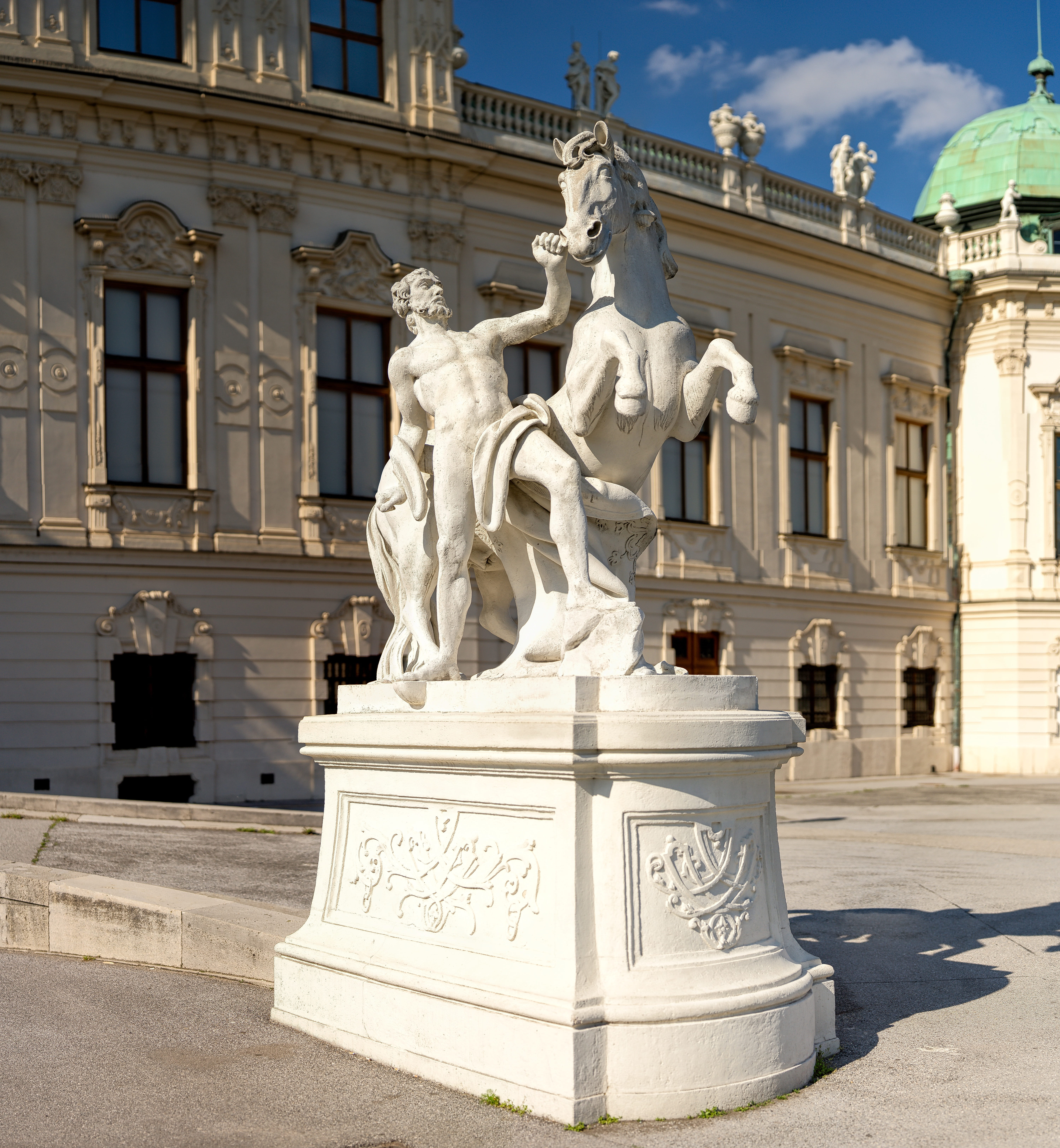 architecture, nature, travel destinations, marble, built structure, building exterior, male likeness, human representation, outdoors, wien, the past, sculpture, Phone HD Wallpaper