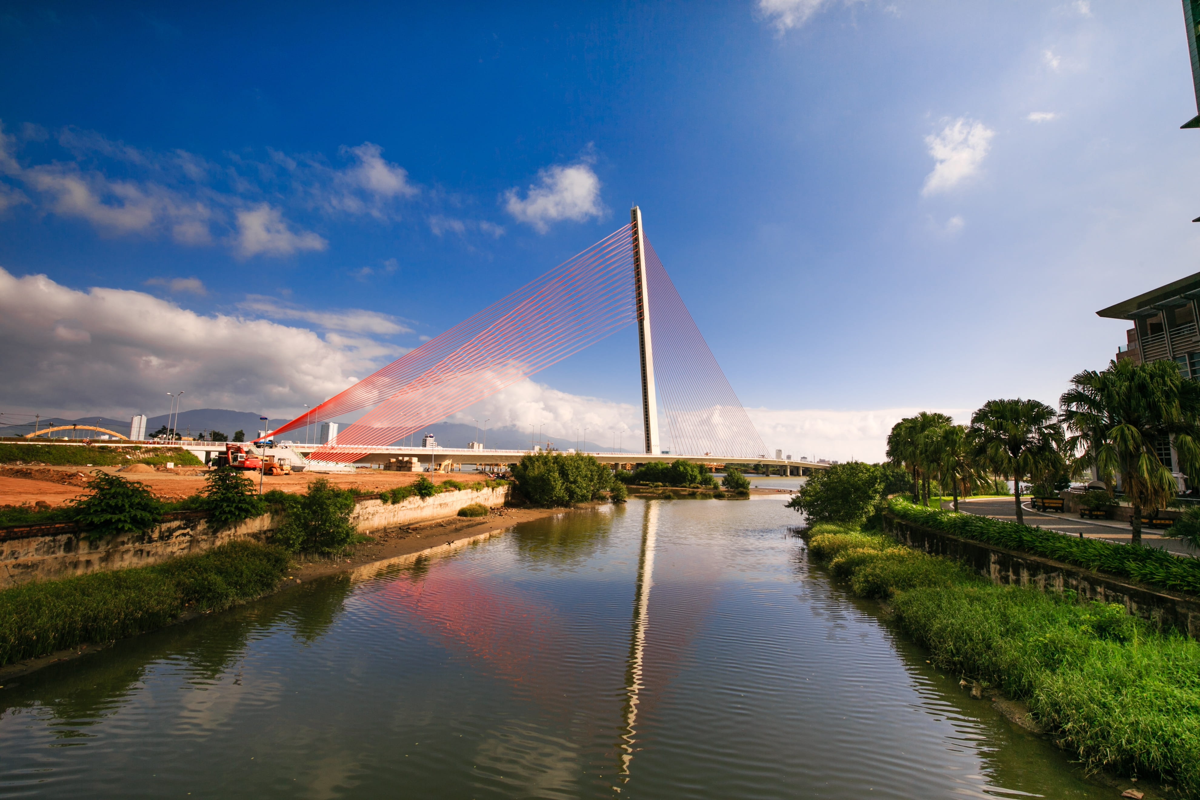 the beach, cloud - sky, tran thi ly bridge, south river, icon, outdoors, asia, sky, bridge, travel, mold, famous, the city, build, scenics - nature, reflection, HD Wallpaper