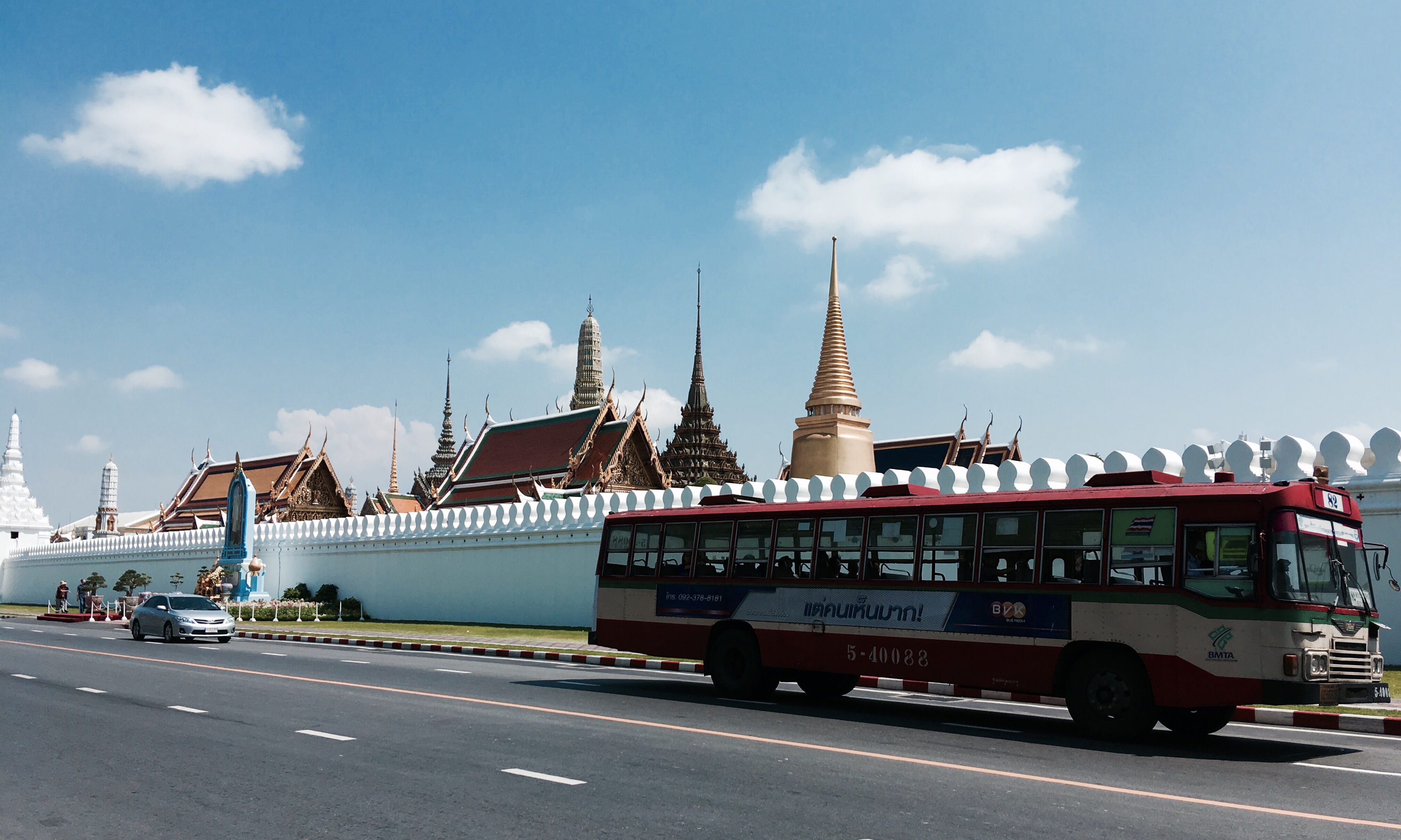 building, period, religion, building exterior, day, nature, travel, beforetime, temple of emerald buddha, built structure, bus, cloudscape, architecture, HD Wallpaper