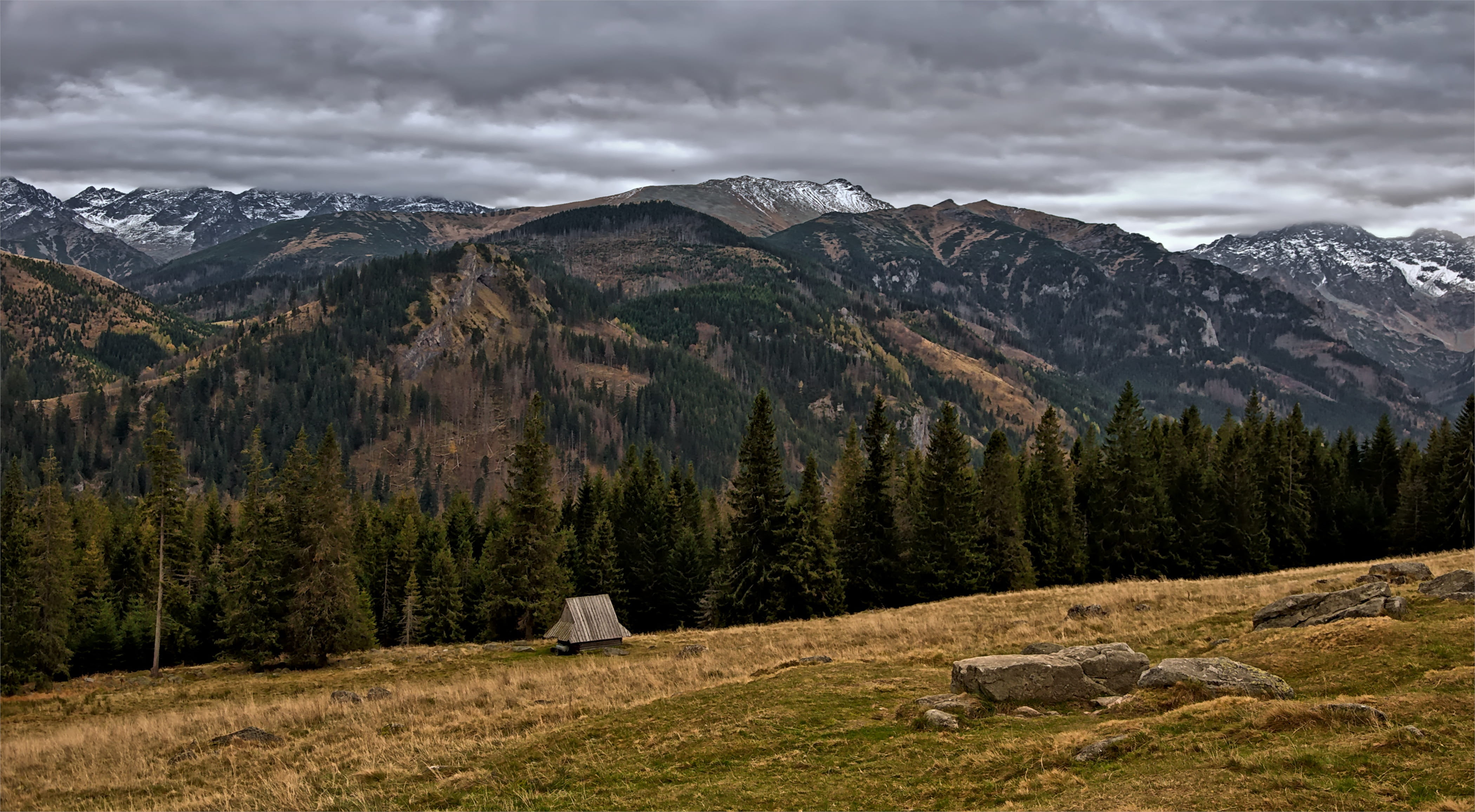 shepherds hut, sky, scenics - nature, cloud - sky, hut, polyana, day, rock, 4K, nature, beauty in nature, pine woodland, tree, coniferous tree, view, activity, HD Wallpaper