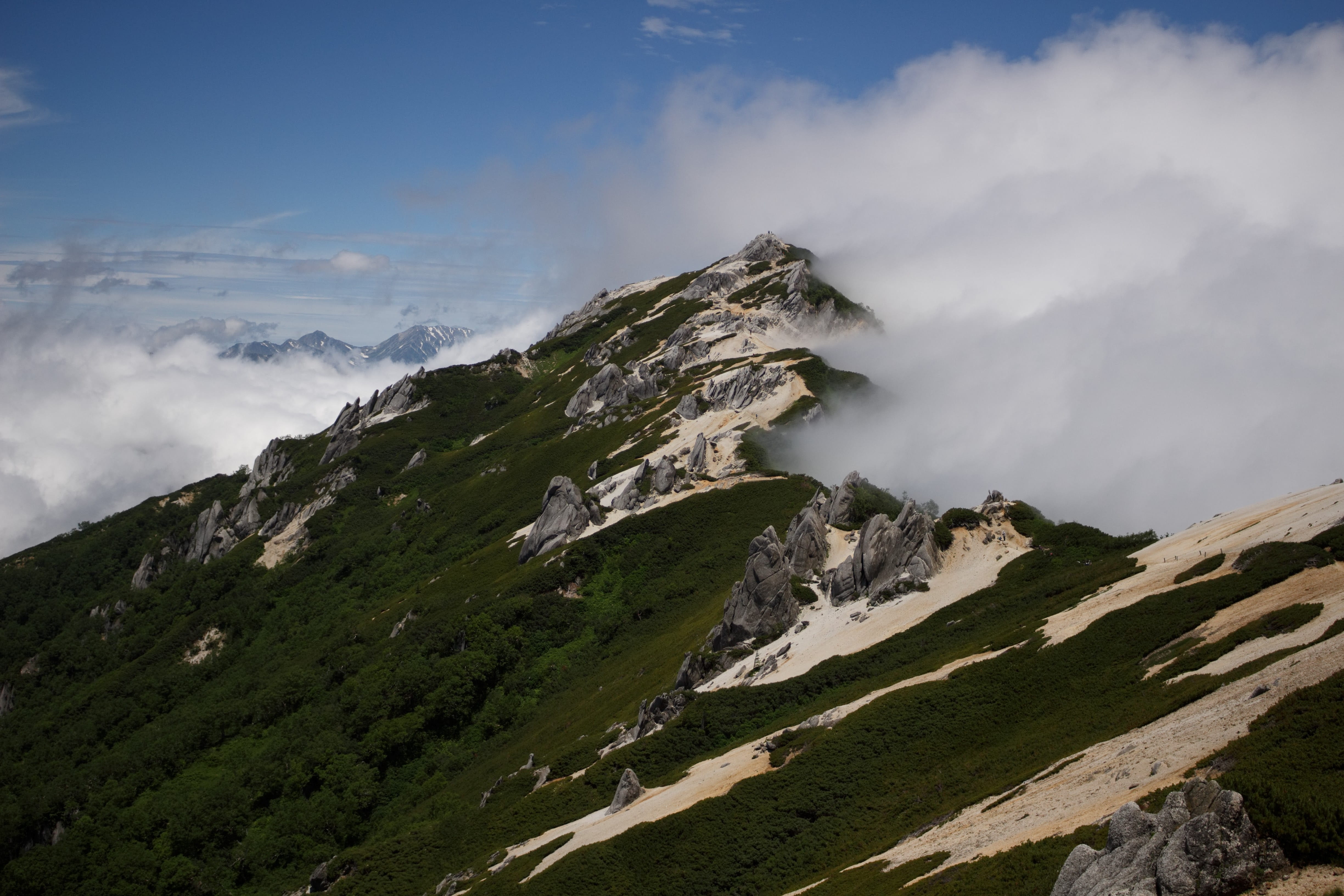 non-urban scene, sky, yatsugatake, remote, plant, beauty in nature, rocky mountain, hike, mountain range, tranquility, scenics - nature, idyllic, hyakumeizan, HD Wallpaper