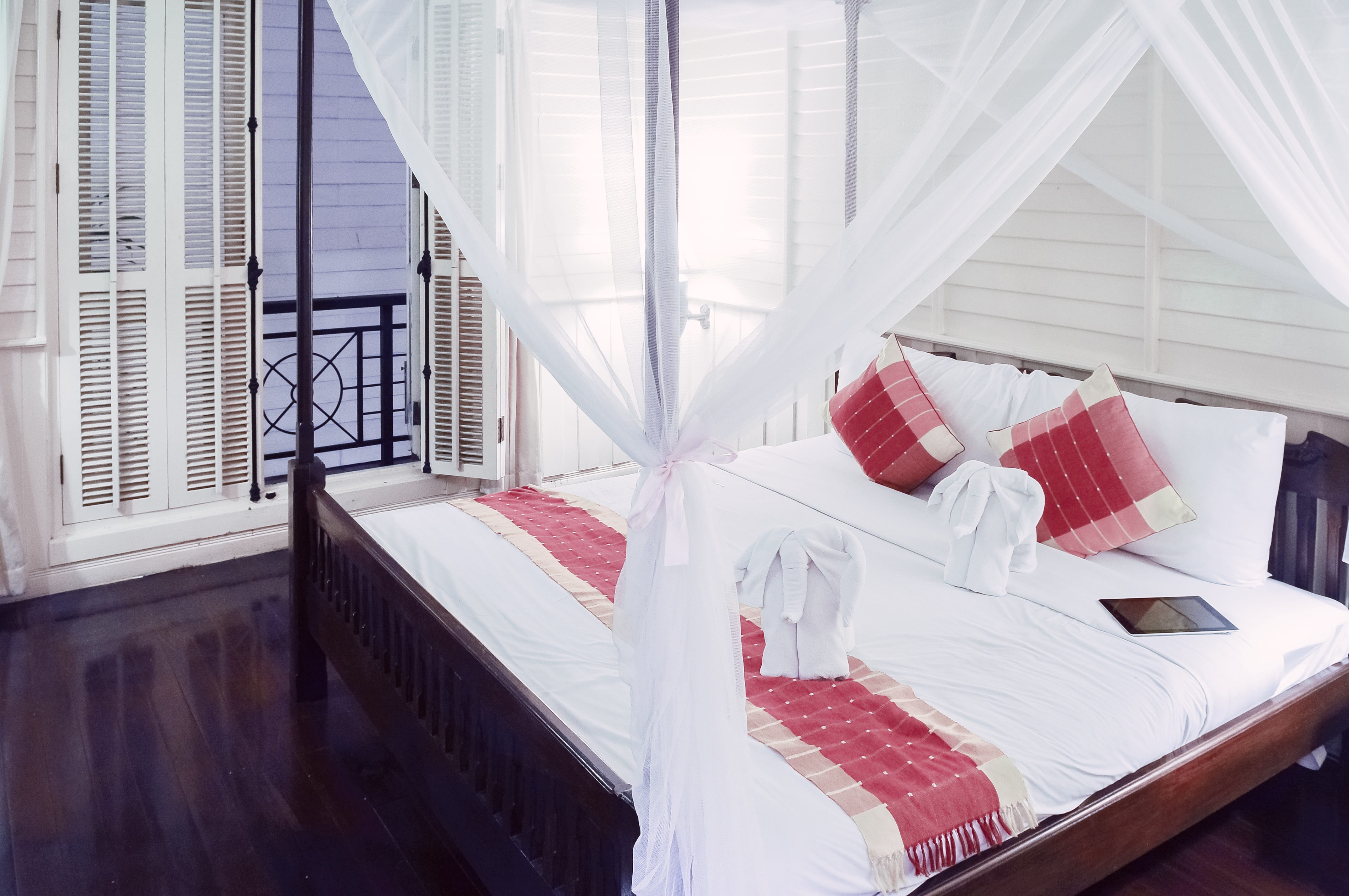 chair, domestic room, linen, canopy, holiday, close-up, rest, tidy, textile, architecture, white color, built structure, white, window, home interior, ceiling, HD Wallpaper