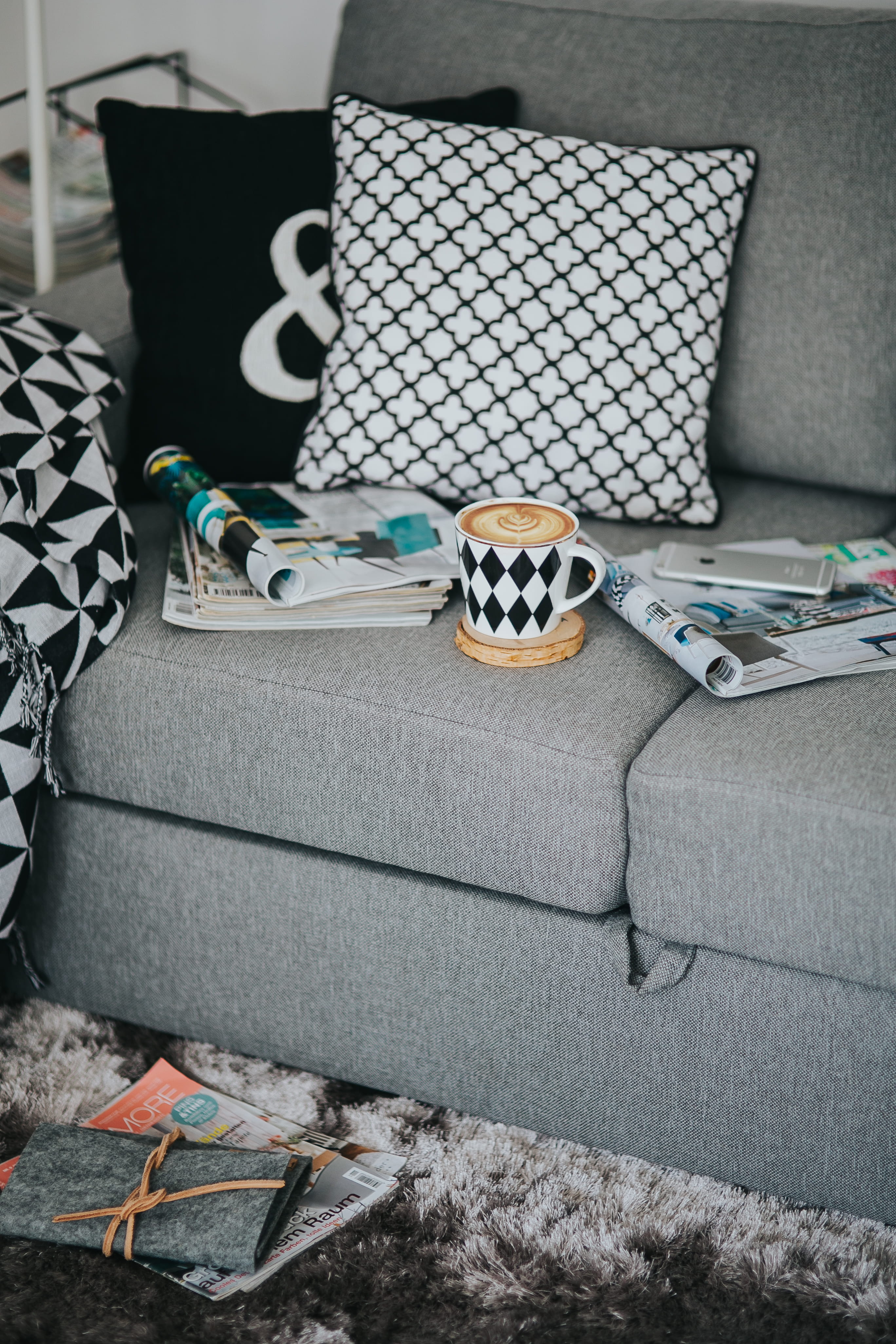 4K, furniture, couch, day, magazines, indoors, representation, late, resting, sunglasses, reading, high angle view, time, toy, shoe, comfortable, decoration, Phone HD Wallpaper