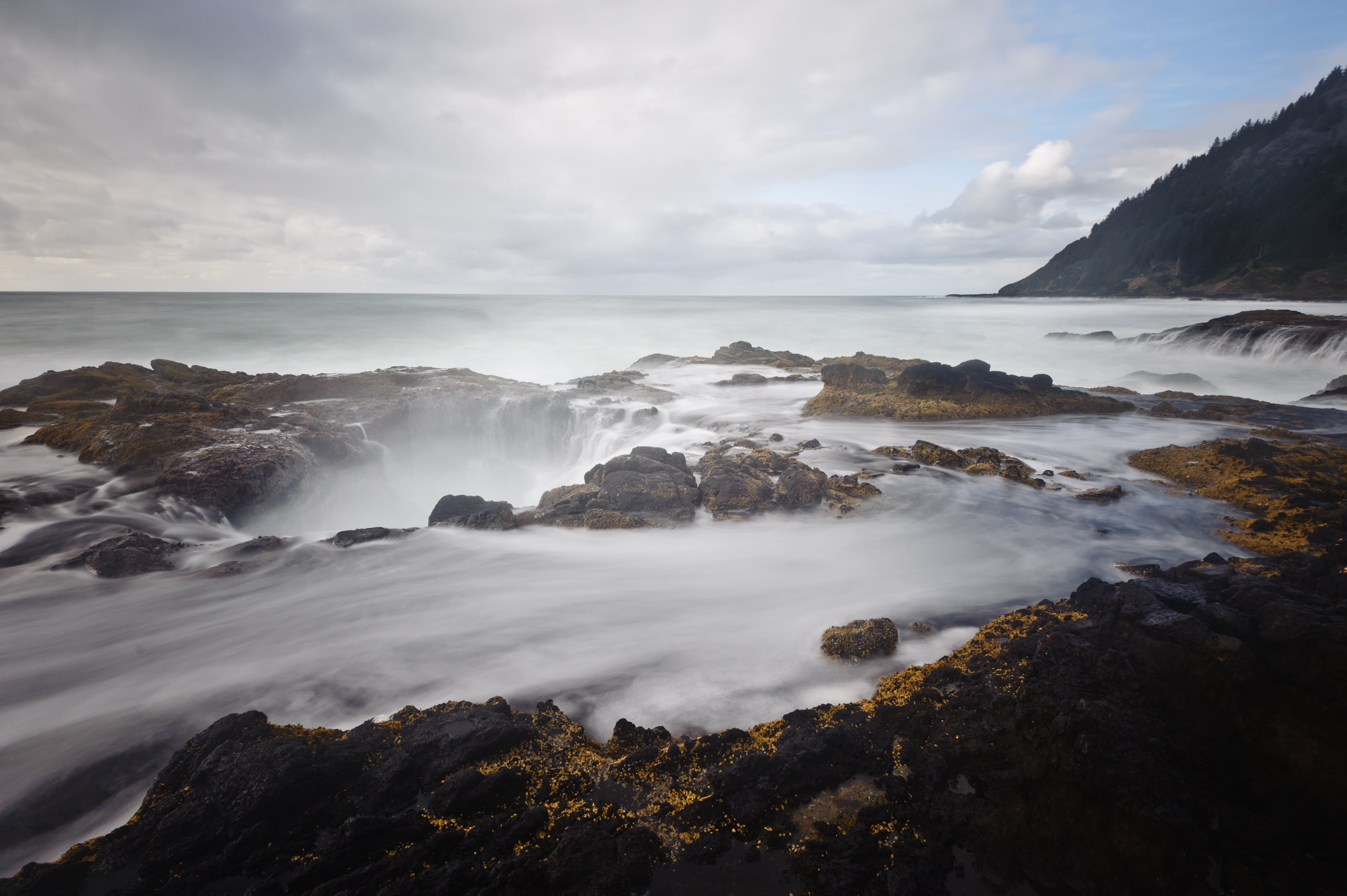 thor, northwest, god, poetry, pakistan, mist, white, brown, perpetual, sea, 4K, florence, nikon  d700, coastline, surrounded, scenics, west coast, pacific ocean, HD Wallpaper