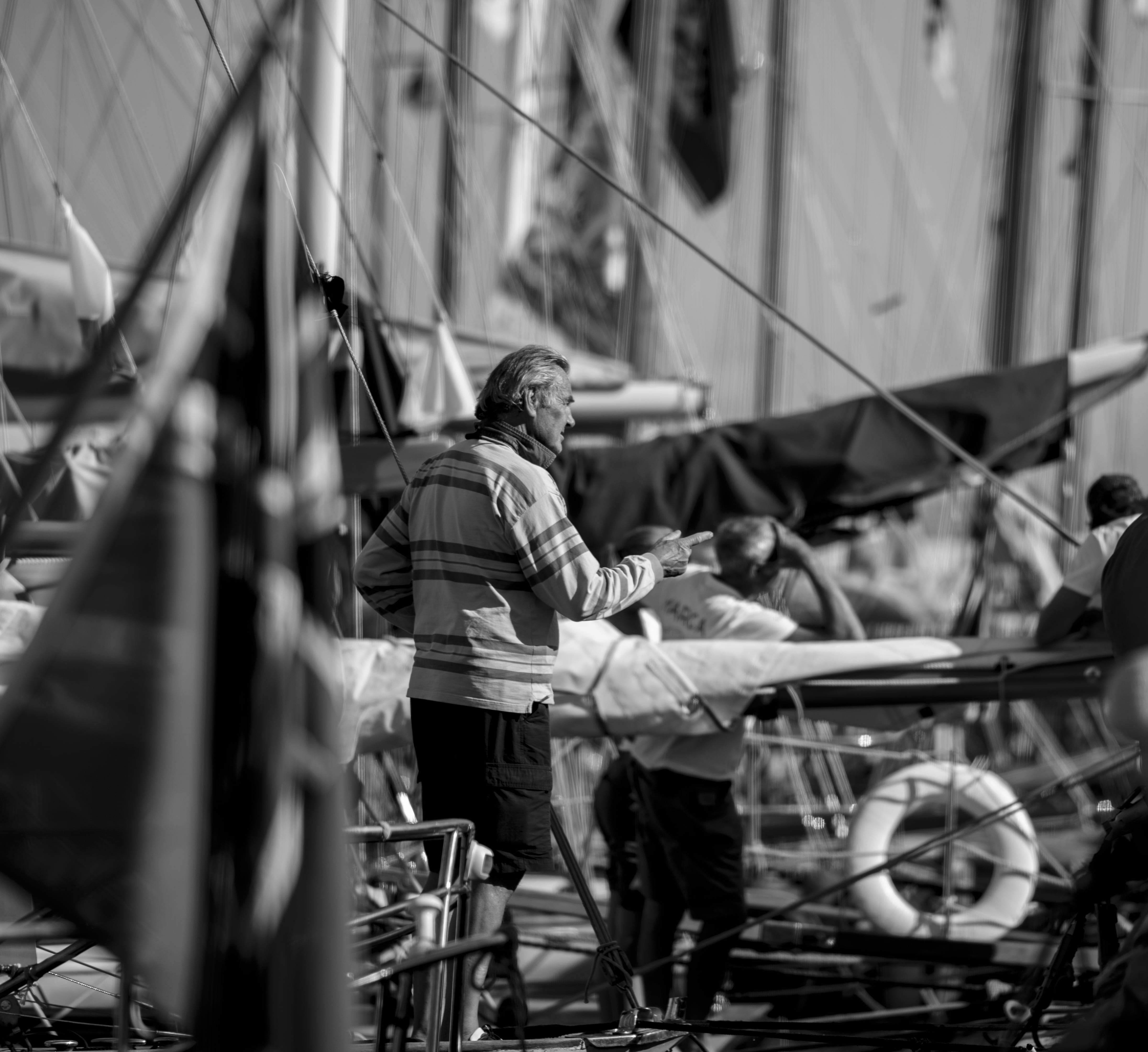 incidental people, ships, holiday, mediterranean, selective focus, south of france, sea, outdoors, black and white, transportation, teamwork, railing, group, HD Wallpaper