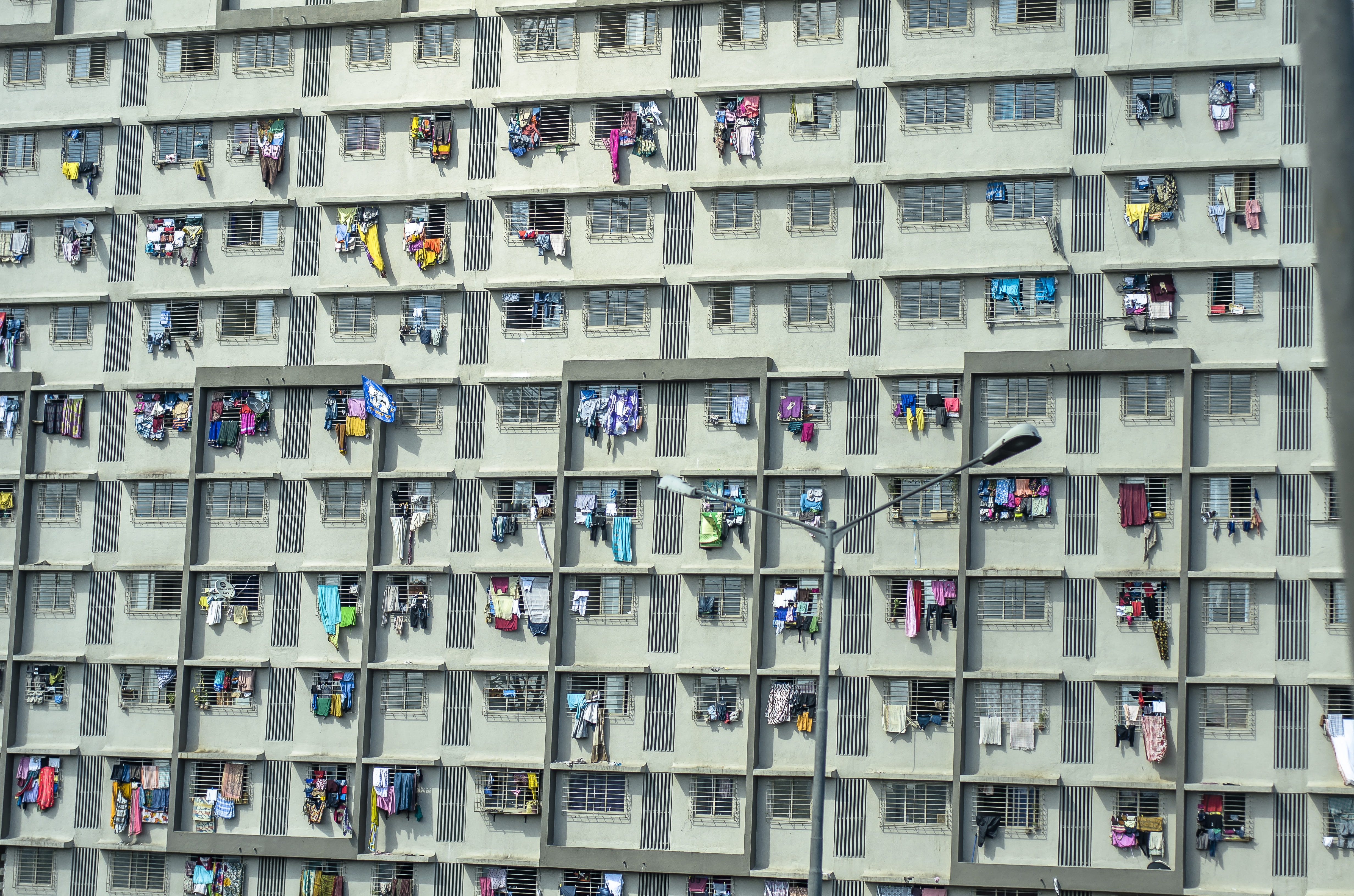 day, side by side, order, abundance, india, no people, mumbai, bombay, architecture, outdoors, maharashtra, control, built structure, full frame, in a row, HD Wallpaper