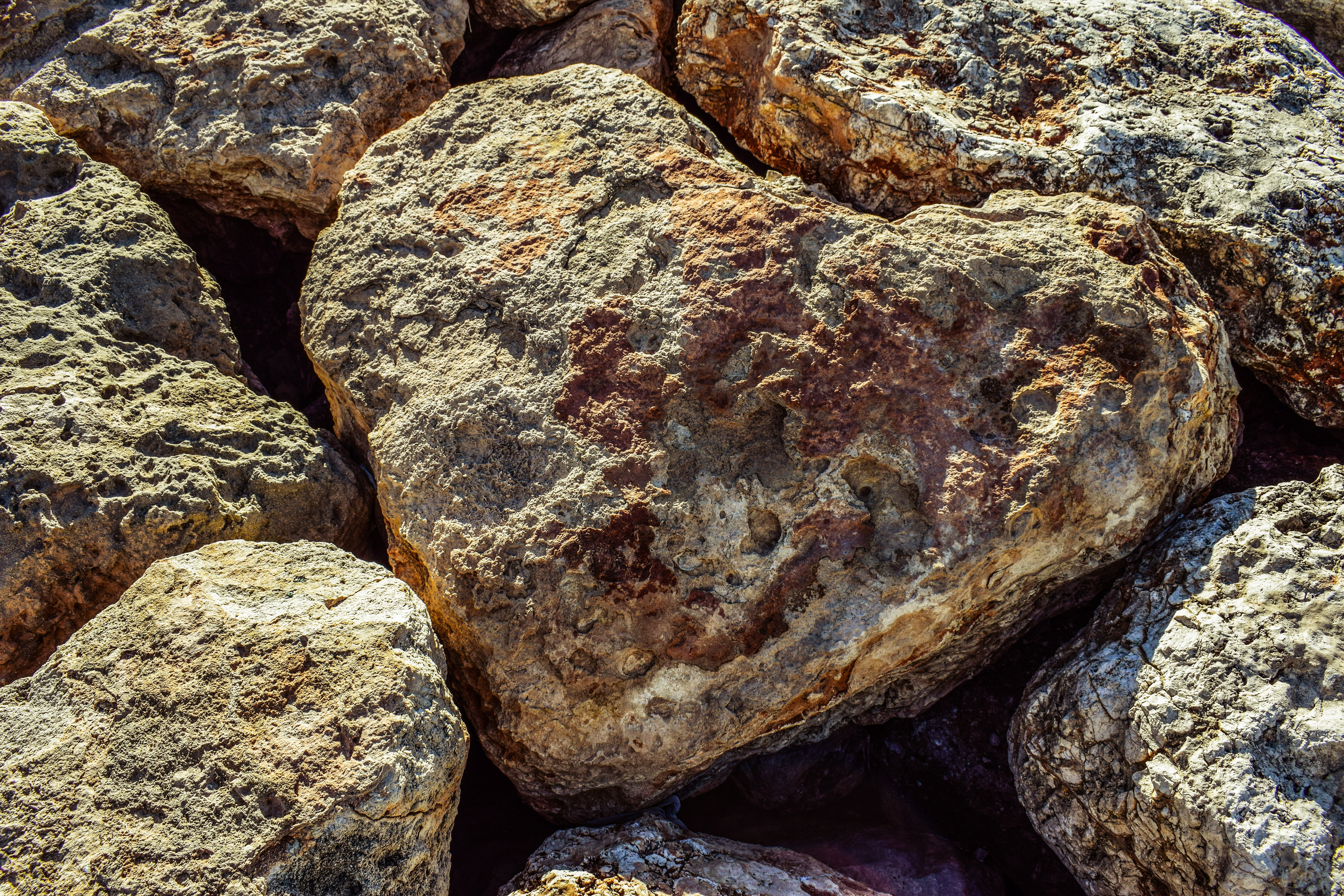 rock - object, 5K, full frame, rock formation, high angle view, rock, whole wheat, loaf of bread, bread, heart of stone, food and drink, freshness, backgrounds, HD Wallpaper