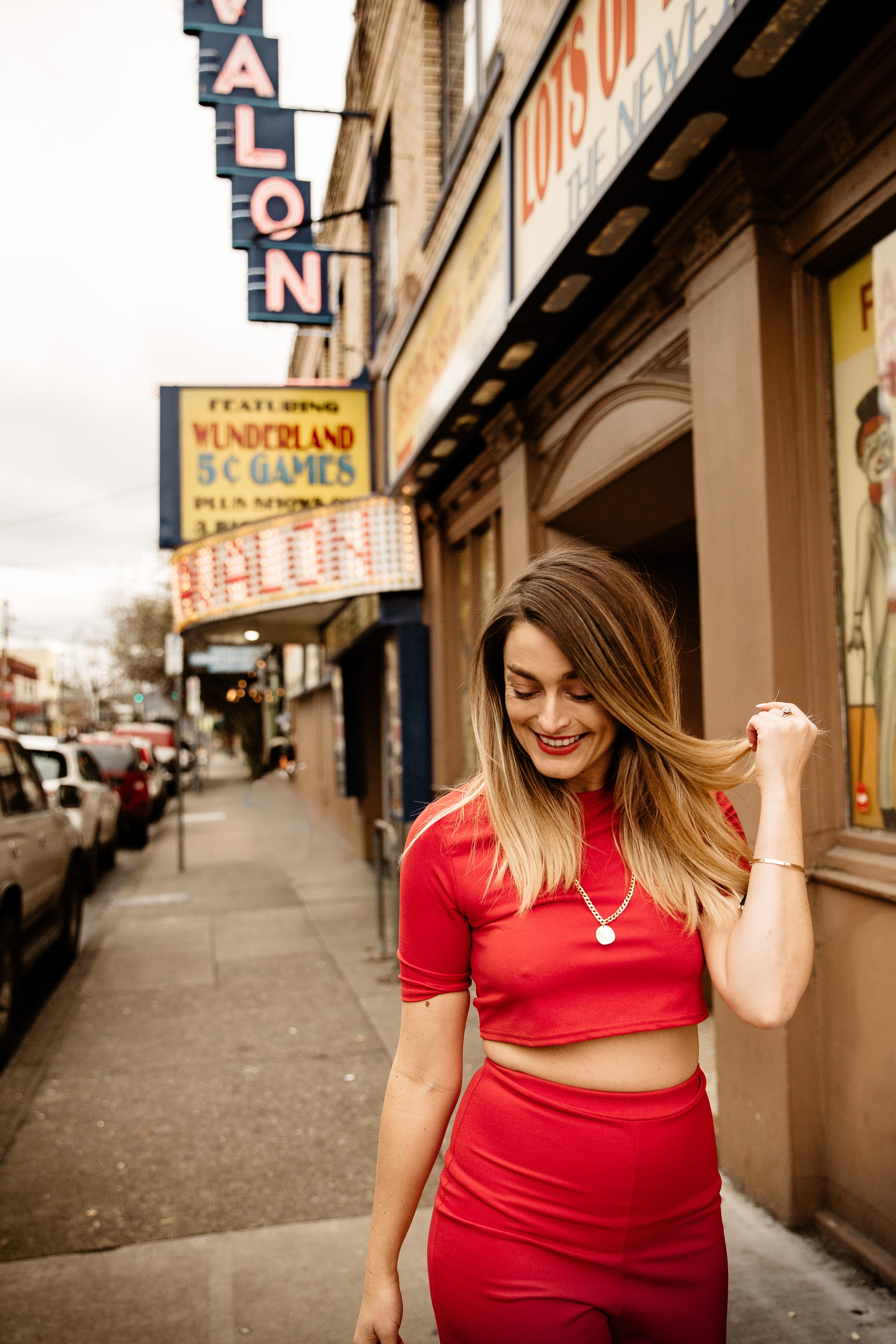young adult, hair, united states, building exterior, apparel, skin, beautiful woman, communication, human, pavement, avalon theatre, red, one person, path, Phone HD Wallpaper