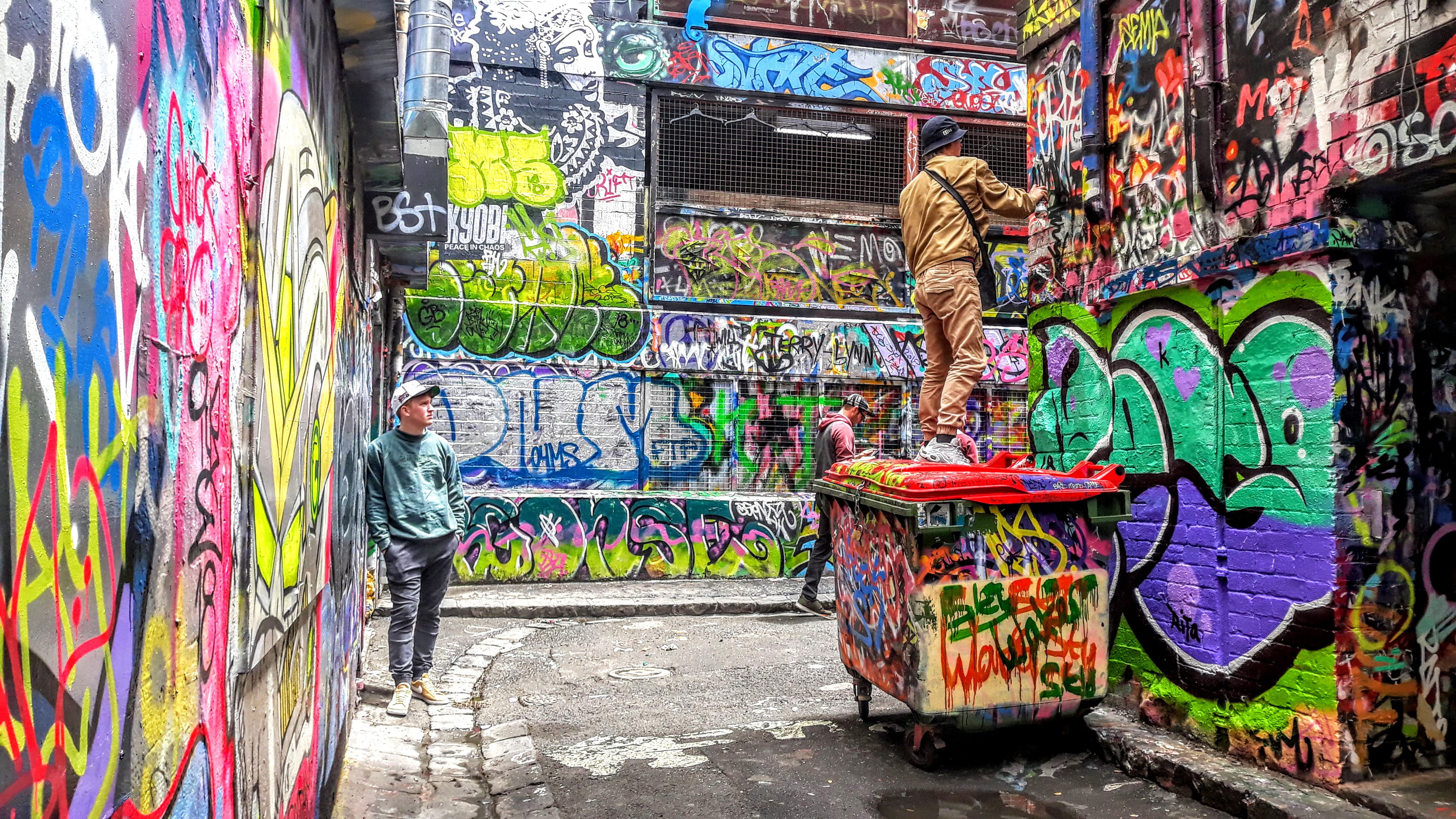 urban, wall - building feature, wall, overcoat, coat, day, art, full length, 4K, two, men, town, apparel, street art, city, built structure, person, clothing, HD Wallpaper