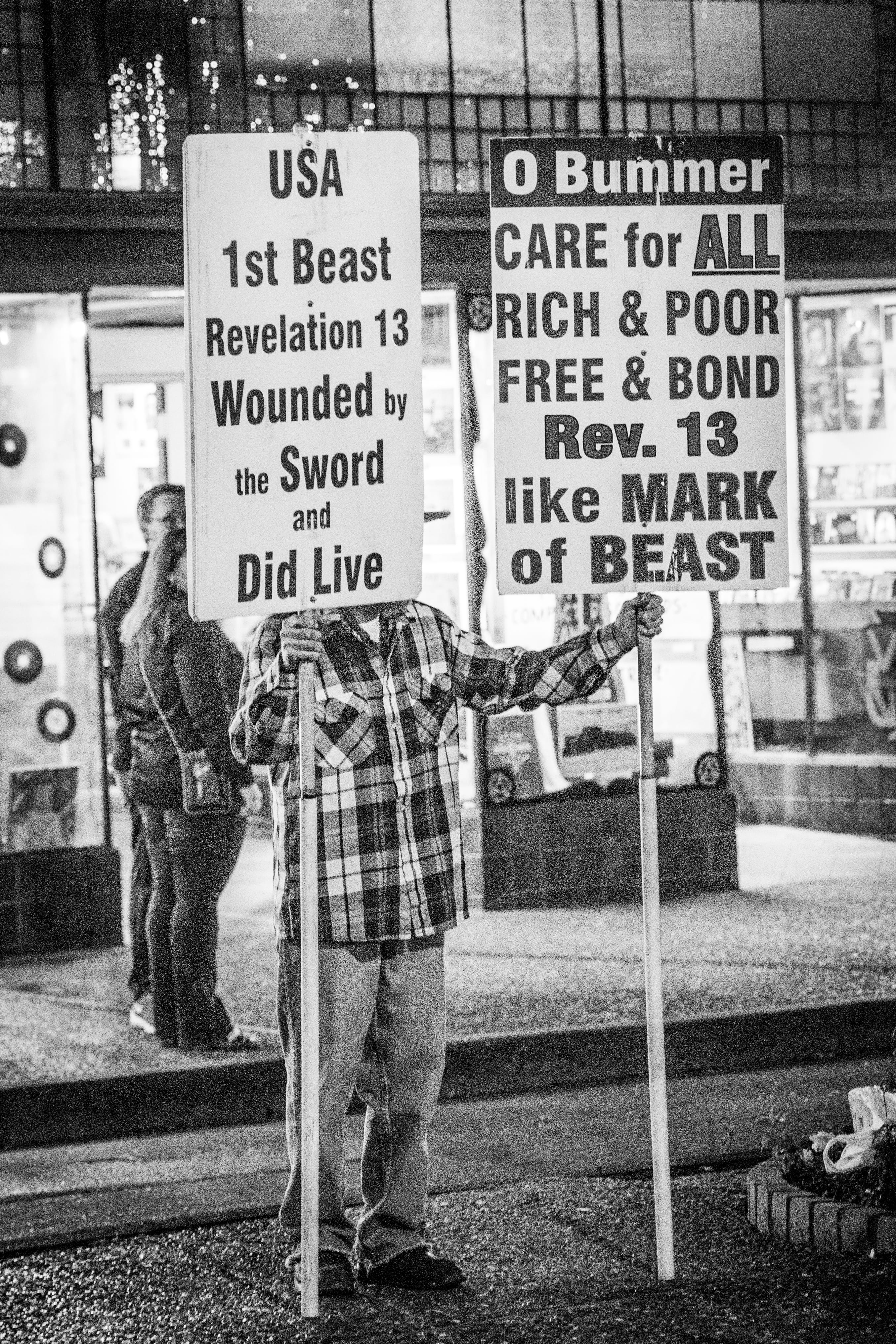 protest, the sign holder, human, crowd, script, san francisco, information, face, front, message, man, day, clothing, shoe, holding, information sign, apparel, Phone HD Wallpaper