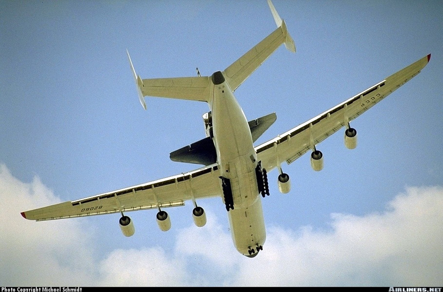 aircraft, antonov, vehicle, red, kiev, star, 720P, shuttle, mirya, ukraine, vkk, buran, ukrainian, space, HD Wallpaper