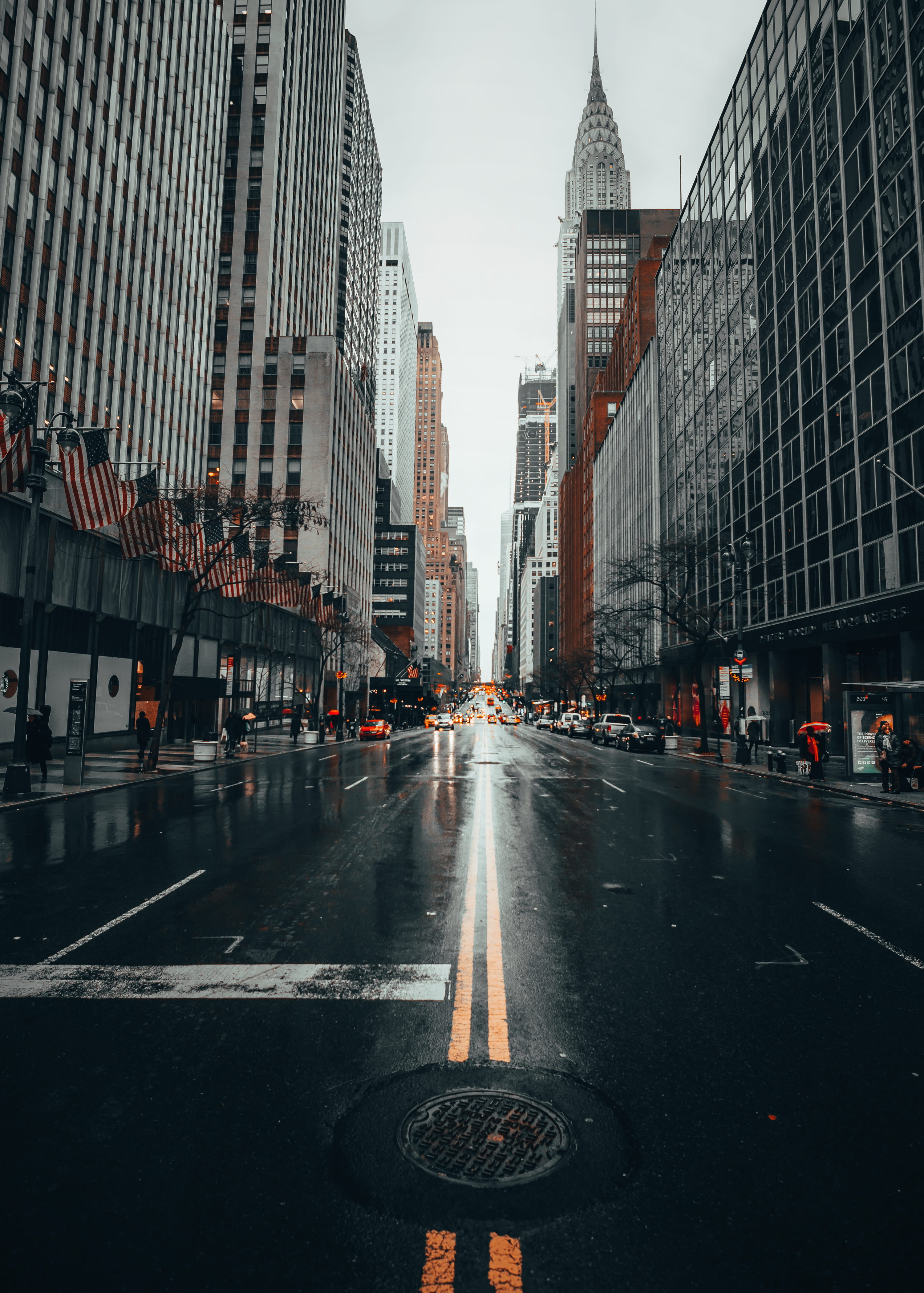 city, car, empire, rokinon, urban, way, mode of transportation, person, office building, building exterior, city street, the way forward, skyscraper, rainy season, Phone HD Wallpaper