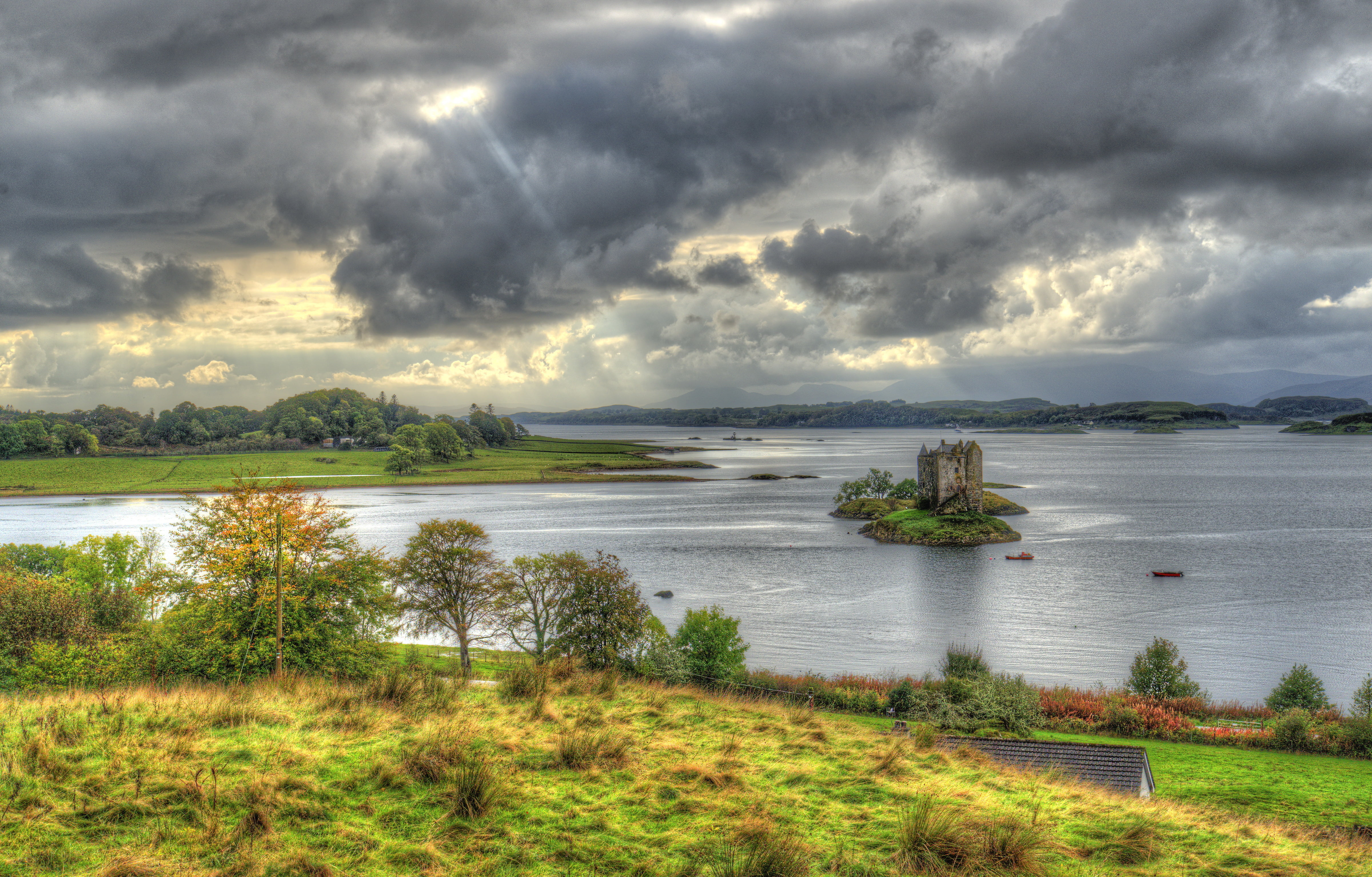 the rays of the sun, the sky, Bank, plant, day, 4K, tranquil scene, tree, cloud - sky, ominous, castle, non-urban scene, clouds, Scotland, tranquility, HD Wallpaper