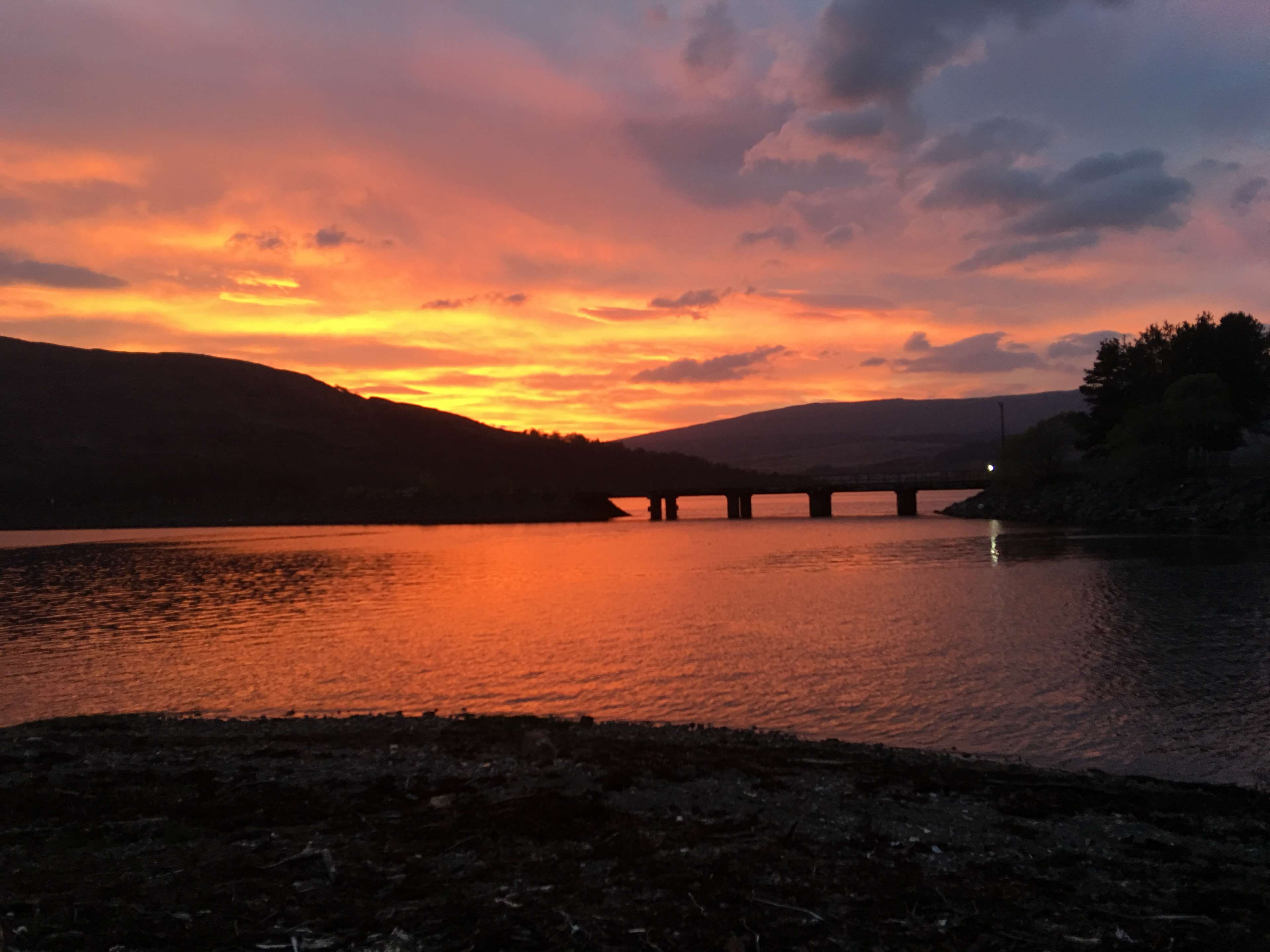 tranquil scene, idyllic, 4K, scenics - nature, silhouette, cloud - sky, tranquility, water, orange color, fort william, no people, sky, sea, nature, mountain, HD Wallpaper
