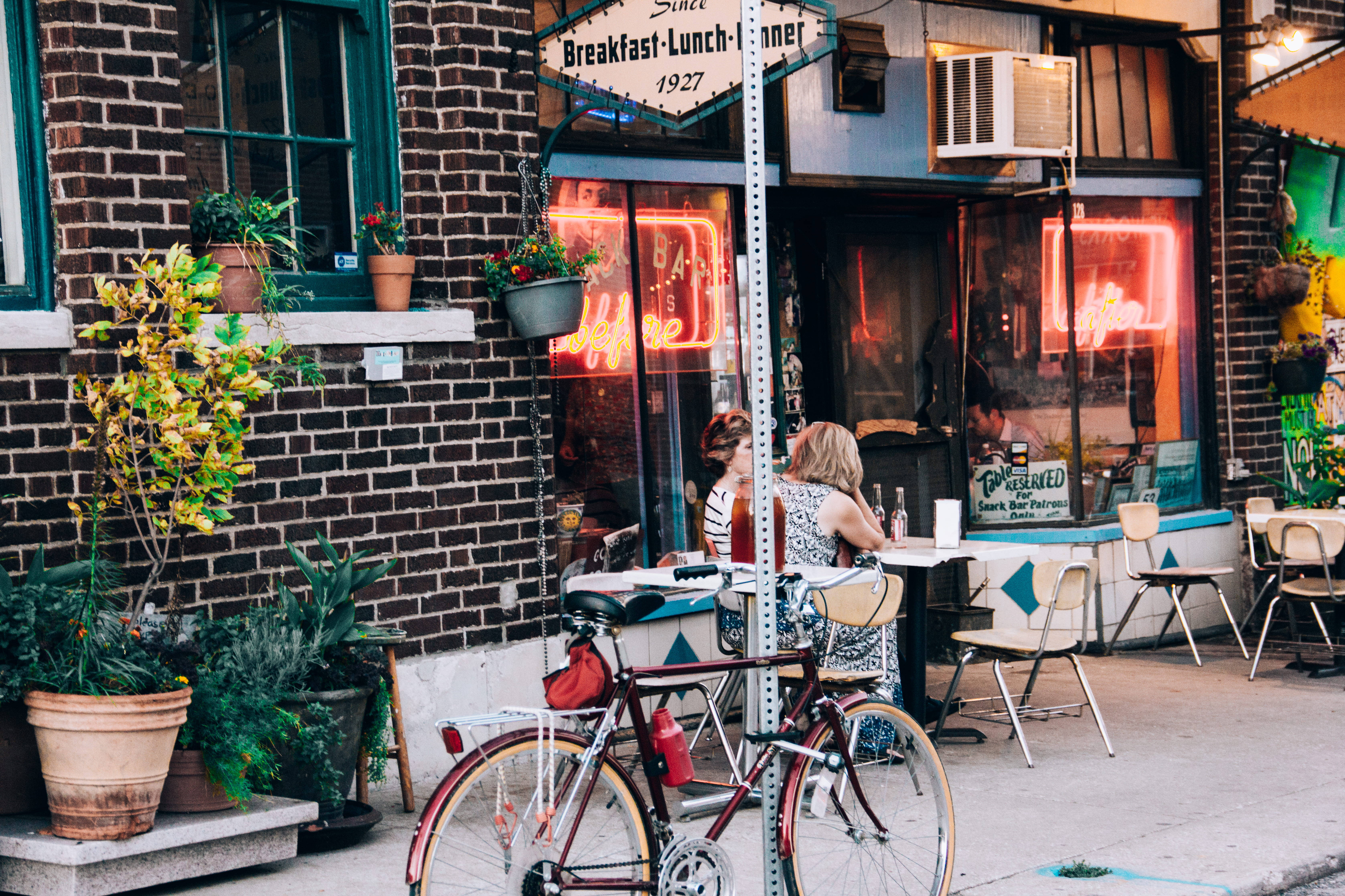 transportation, rigid, store, seat, architecture, nature, bike, street, gray, plant, park, person, road, text, lunch, city life, pavement, outdoors, beside, HD Wallpaper
