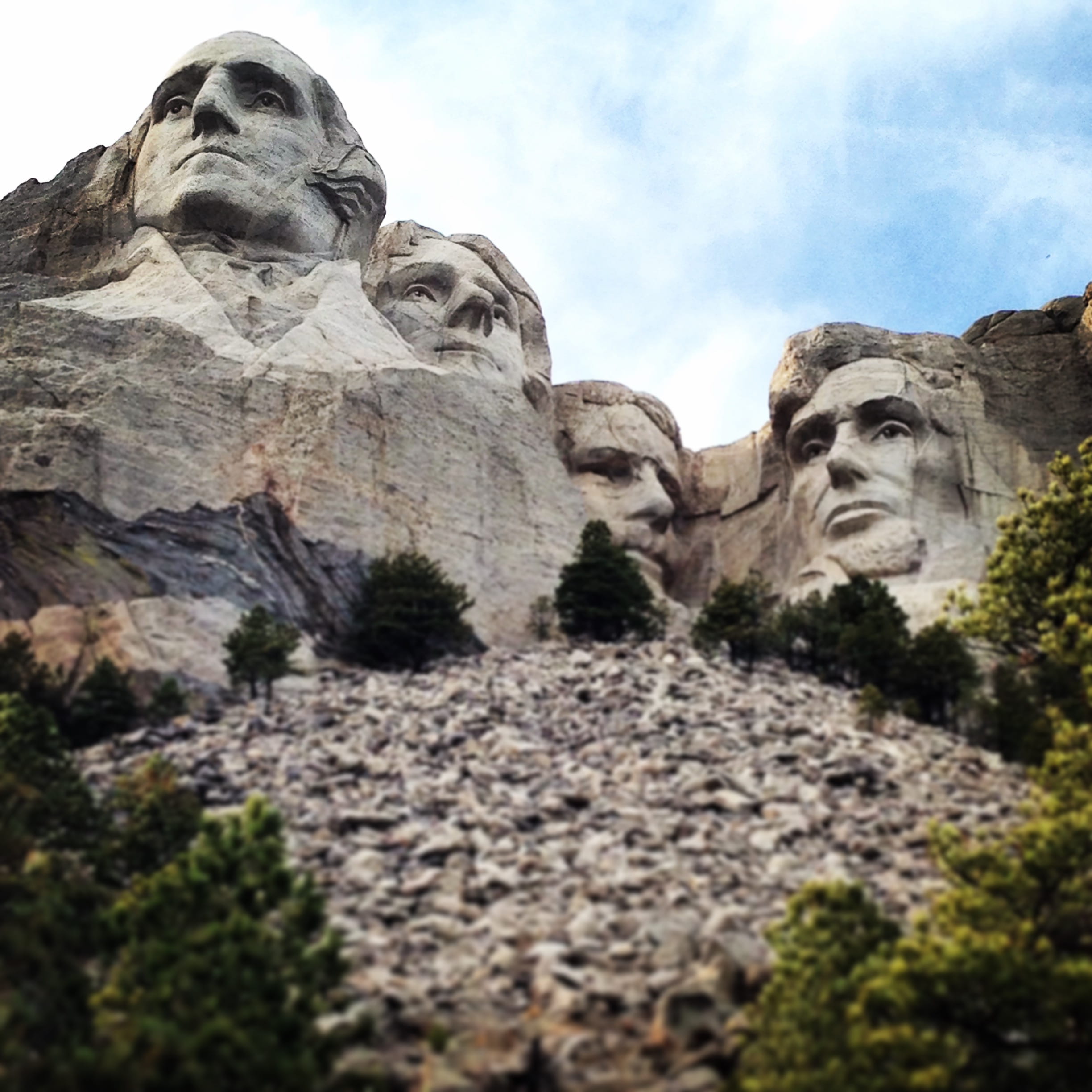 solid, teddy roosevelt, mount rushmore, statue, george washington, history, united states, mt. rushmore, art and craft, cloud - sky, the past, 1080P, day, Phone HD Wallpaper