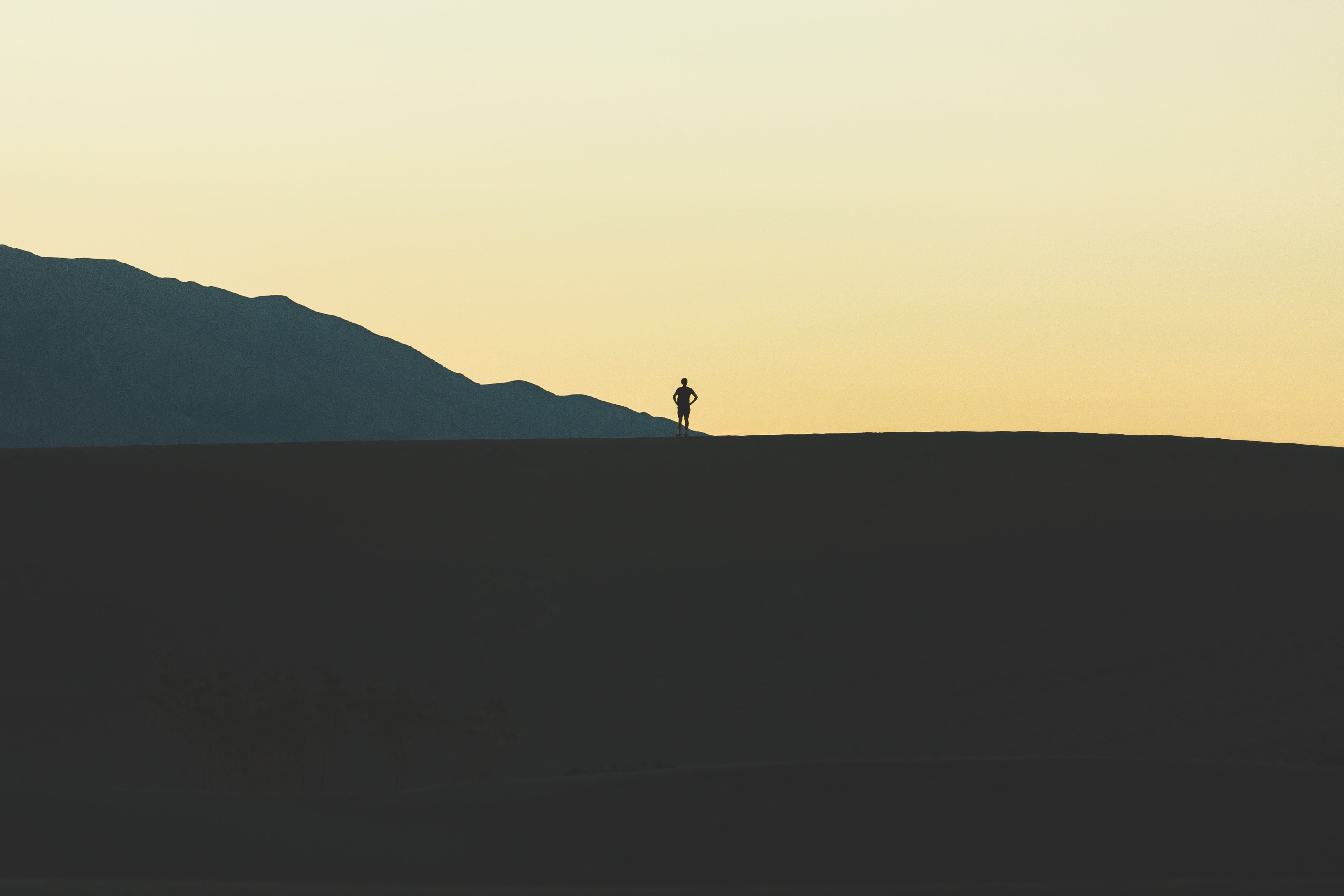 mountain, one person, beauty in nature, sky, man, person, copy space, leisure activity, standing, nature, silhouette, environment, lifestyles, men, distant, HD Wallpaper
