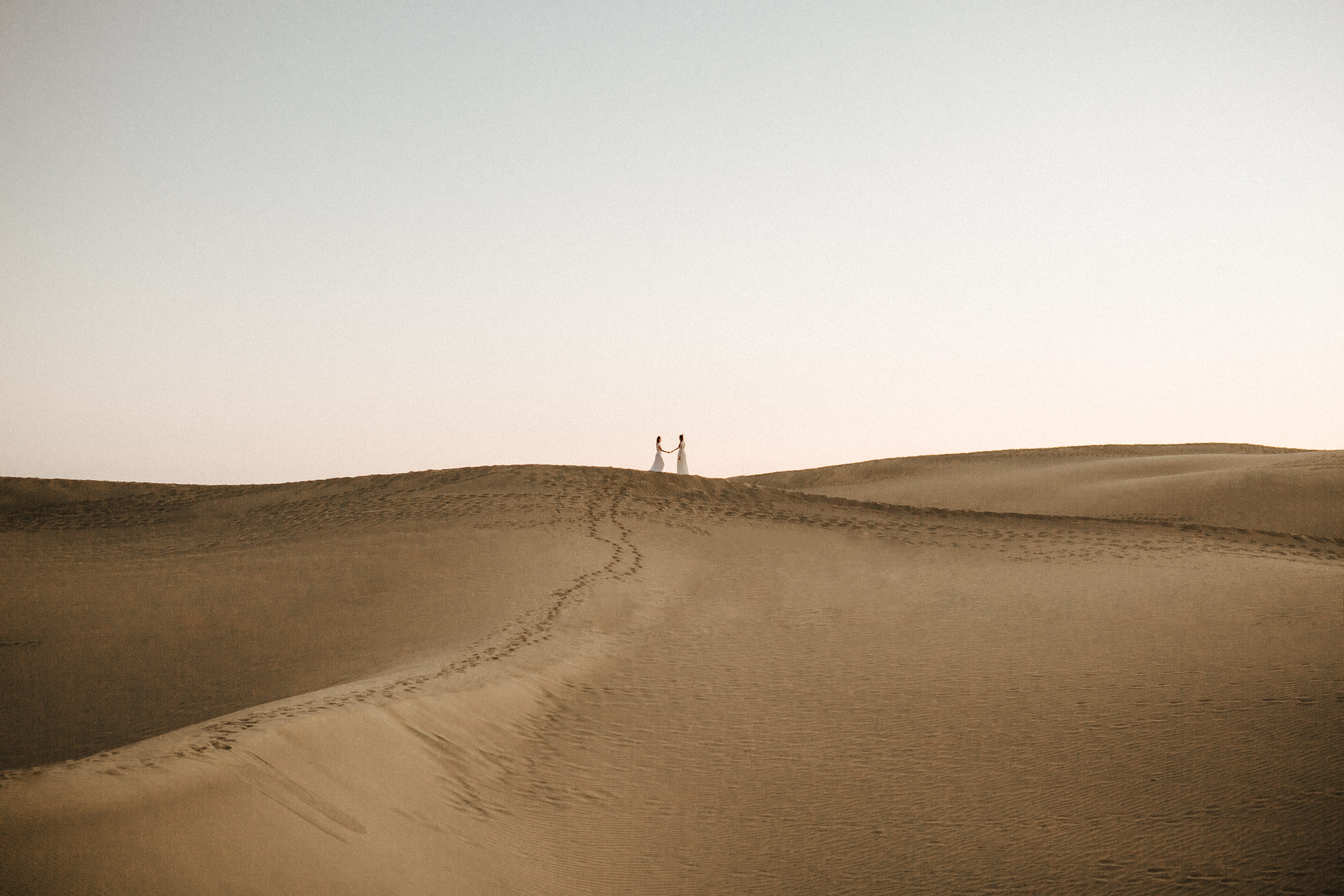 scenics - nature, arid climate, walking, remote, environment, solitude, dune, sky, land, 4K, distant, one person, non-urban scene, unrecognizable person, HD Wallpaper